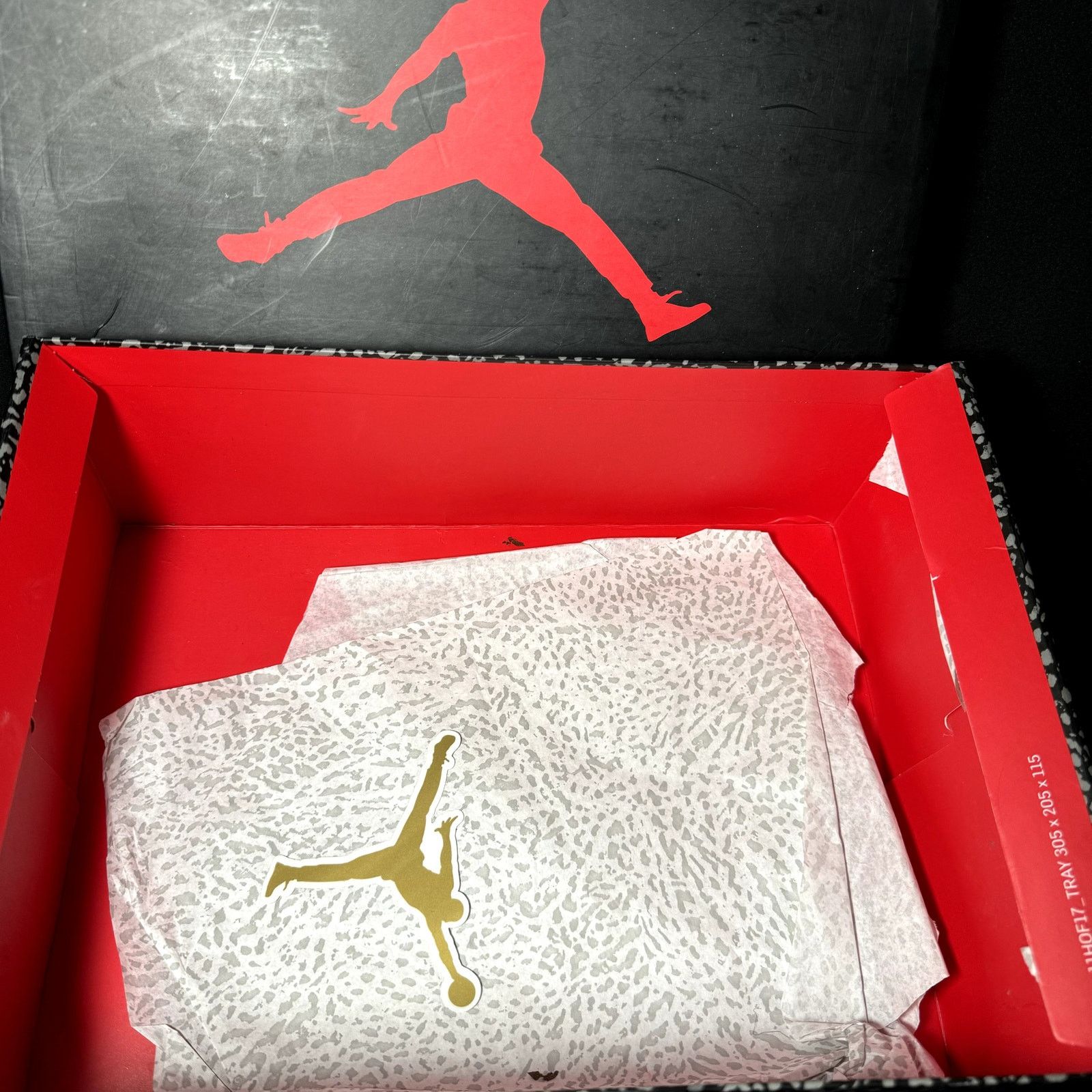 Jordan Brand × Nike Size 5 - Nike Air Jordan 3 Retro GS Pine Green 2021 Shoes Size US 5 / EU 37 - 9 Thumbnail