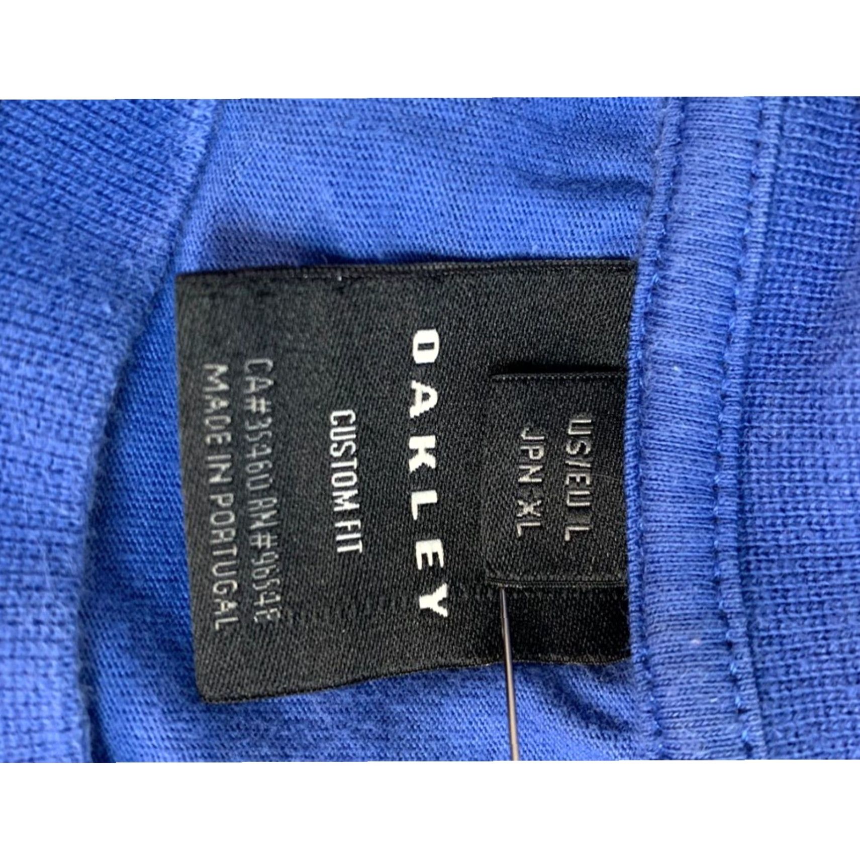 Oakley VINTAGE? No. Just: Oakley Shirt Mens Large Blue Stripes Logo Custom Fit Short Sleeve Size US L / EU 52-54 / 3 - 7 Thumbnail