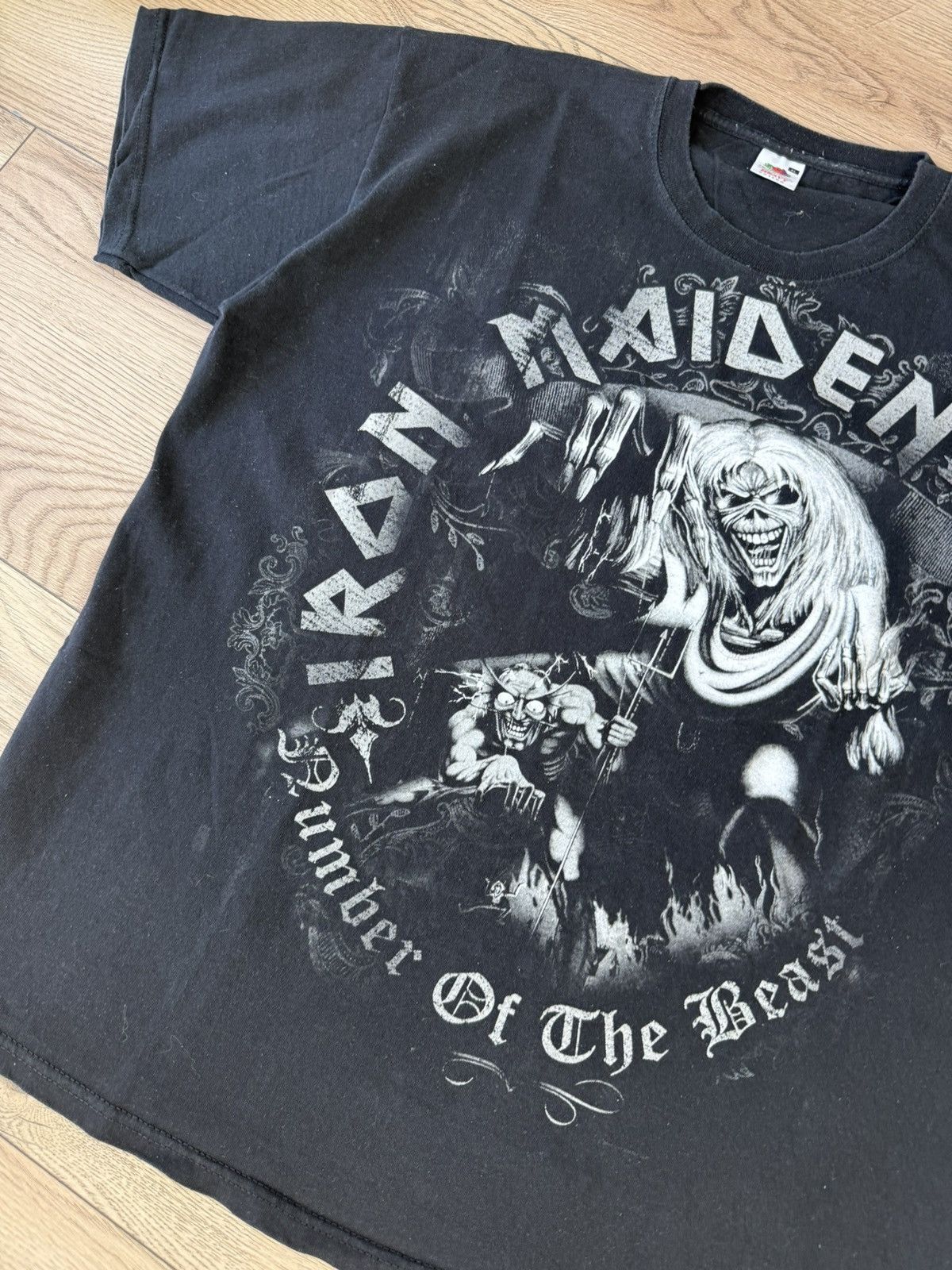 Iron Maiden Iron Maiden 2010 big logo faded t-shirt Size US XL / EU 56 / 4 - 3 Thumbnail