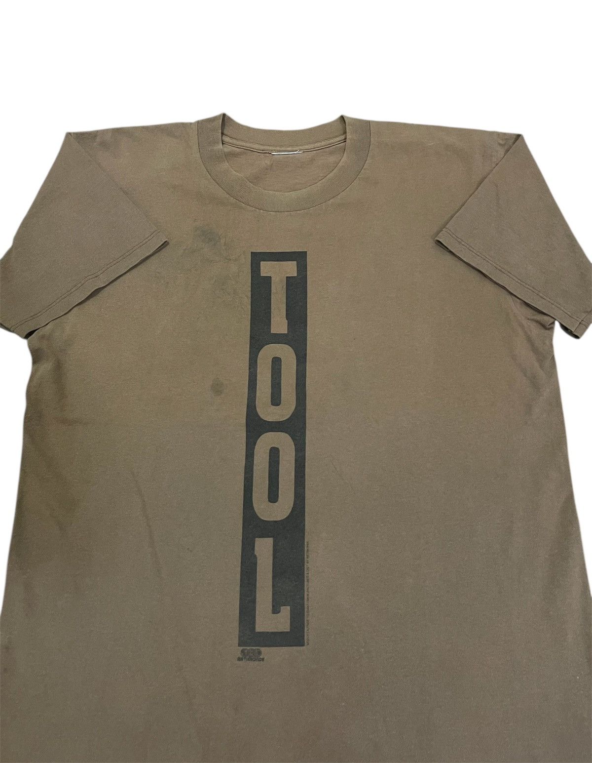 Vintage Vintage 90s Tool Mocha Brown Band Tee by Artimonde / Giant Size US L / EU 52-54 / 3 - 3 Thumbnail
