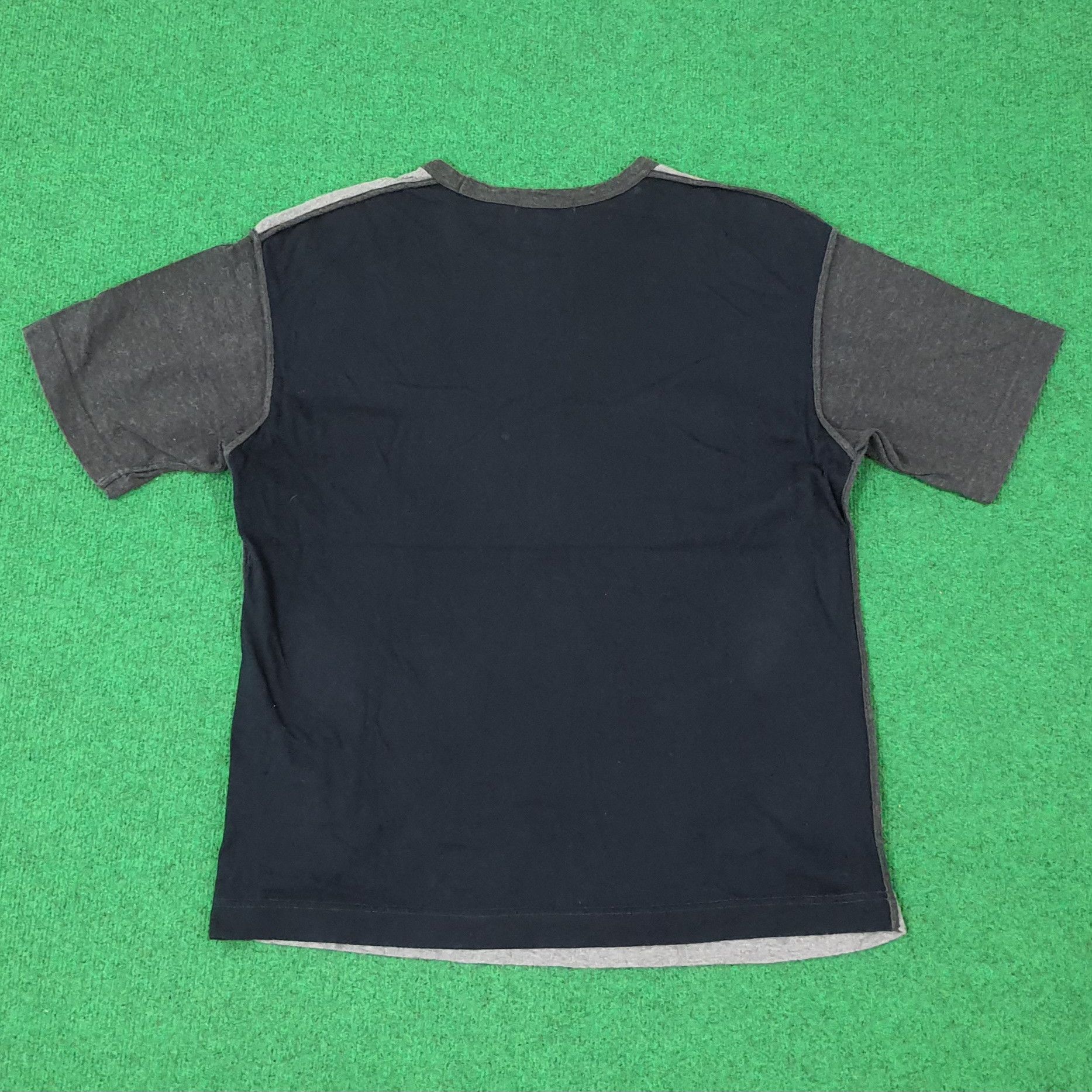 Comme des Garcons Vintage Comme Des Garcons Japan Designer Tshirt C239N63 Size US M / EU 48-50 / 2 - 2 Thumbnail