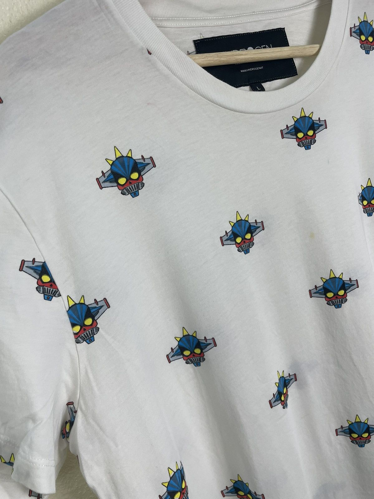 HYDROGEN HYDROGEN Italy Anime Skull Tee | Japan Market Rarity Size US L / EU 52-54 / 3 - 8 Thumbnail