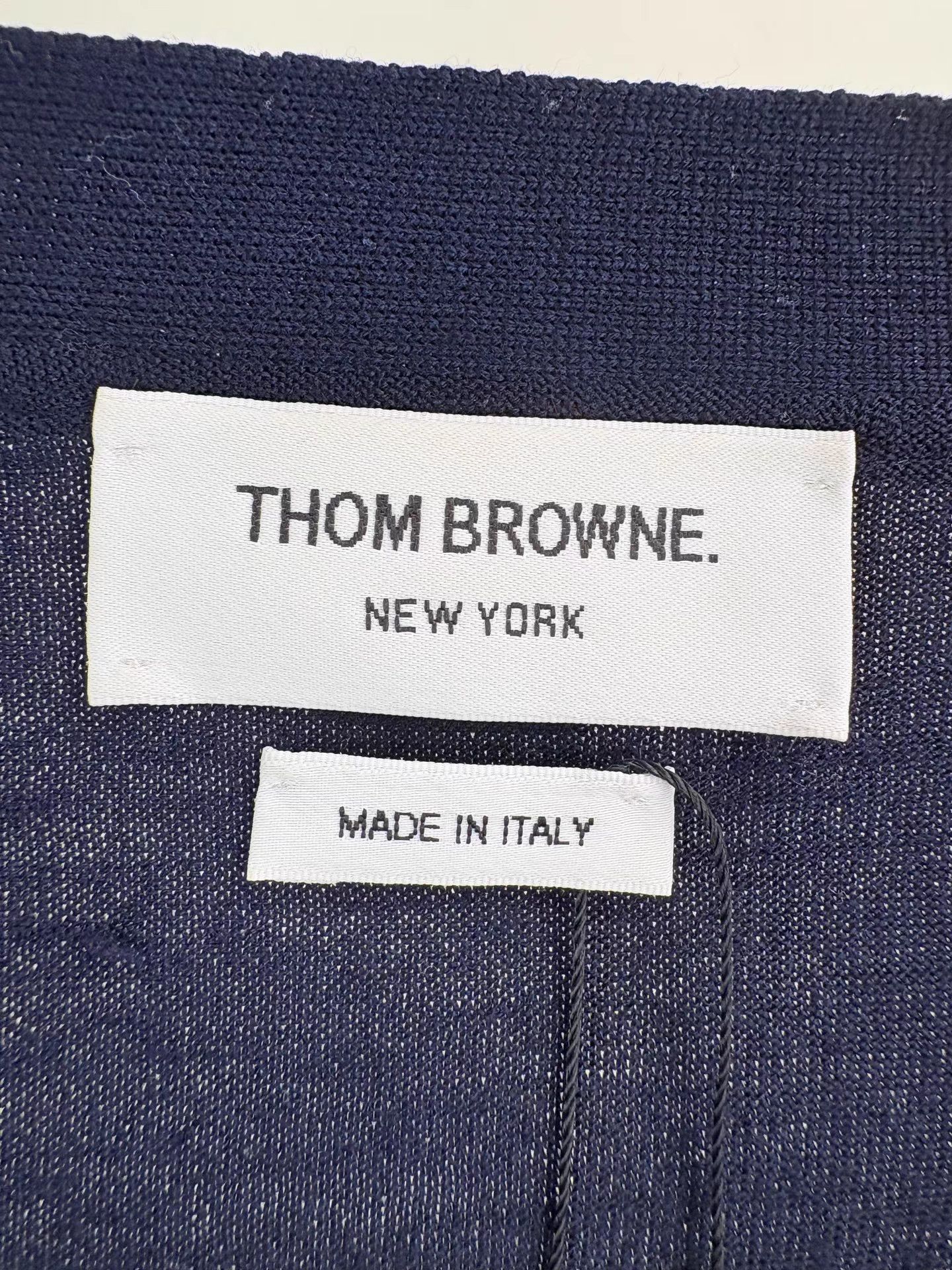 Thom Browne THOM BROWNE Four-Bar Navy Wool Cardigan Size US L / EU 52-54 / 3 - 5 Thumbnail