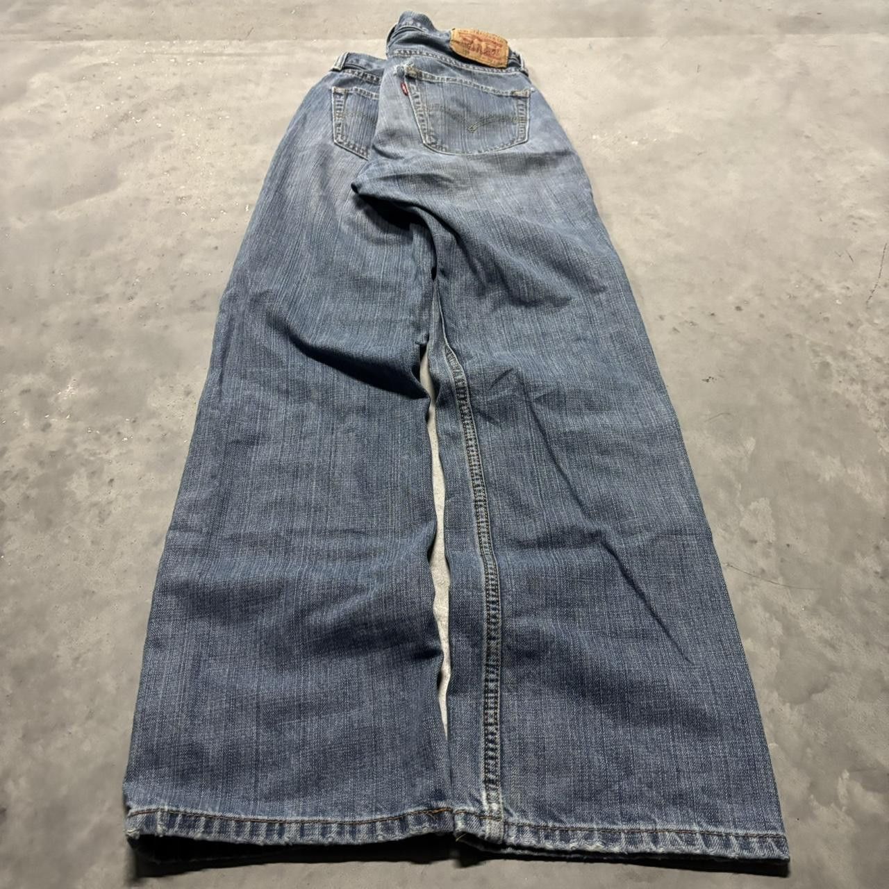 Levi's × Vintage Crazy Vintage Y2K/2000s Grunge Levis Medium Wash Denim Jeans! Size US 30 / EU 46 - 4 Thumbnail