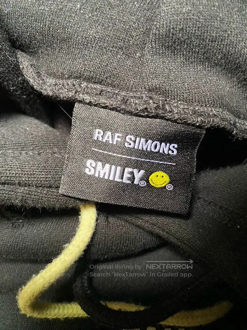 Raf Simons Raf Simons Smiley Hooded Sweatshirt. Size US XS / EU 42 / 0 - 4 Thumbnail