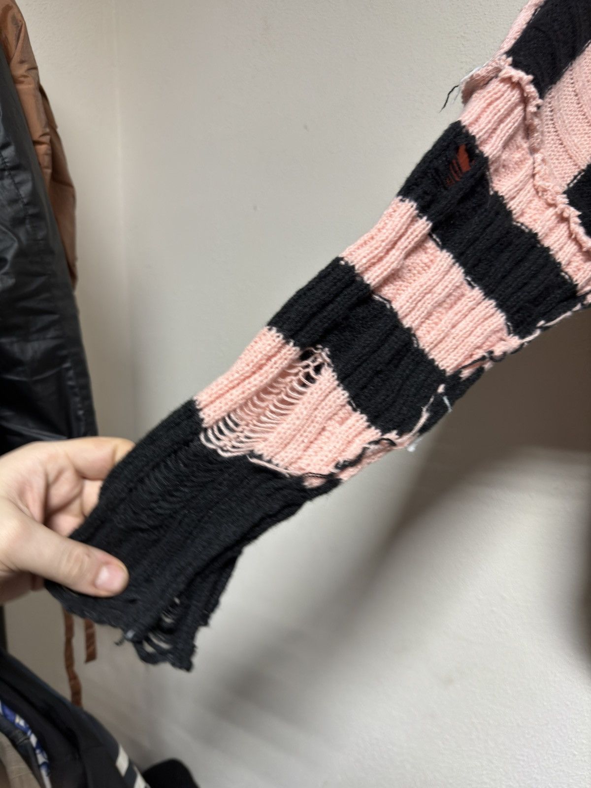 Japanese Brand × Junya Watanabe Vintage Japanese Distressed Junya Watanabe Style Sweater Size US M / EU 48-50 / 2 - 3 Thumbnail