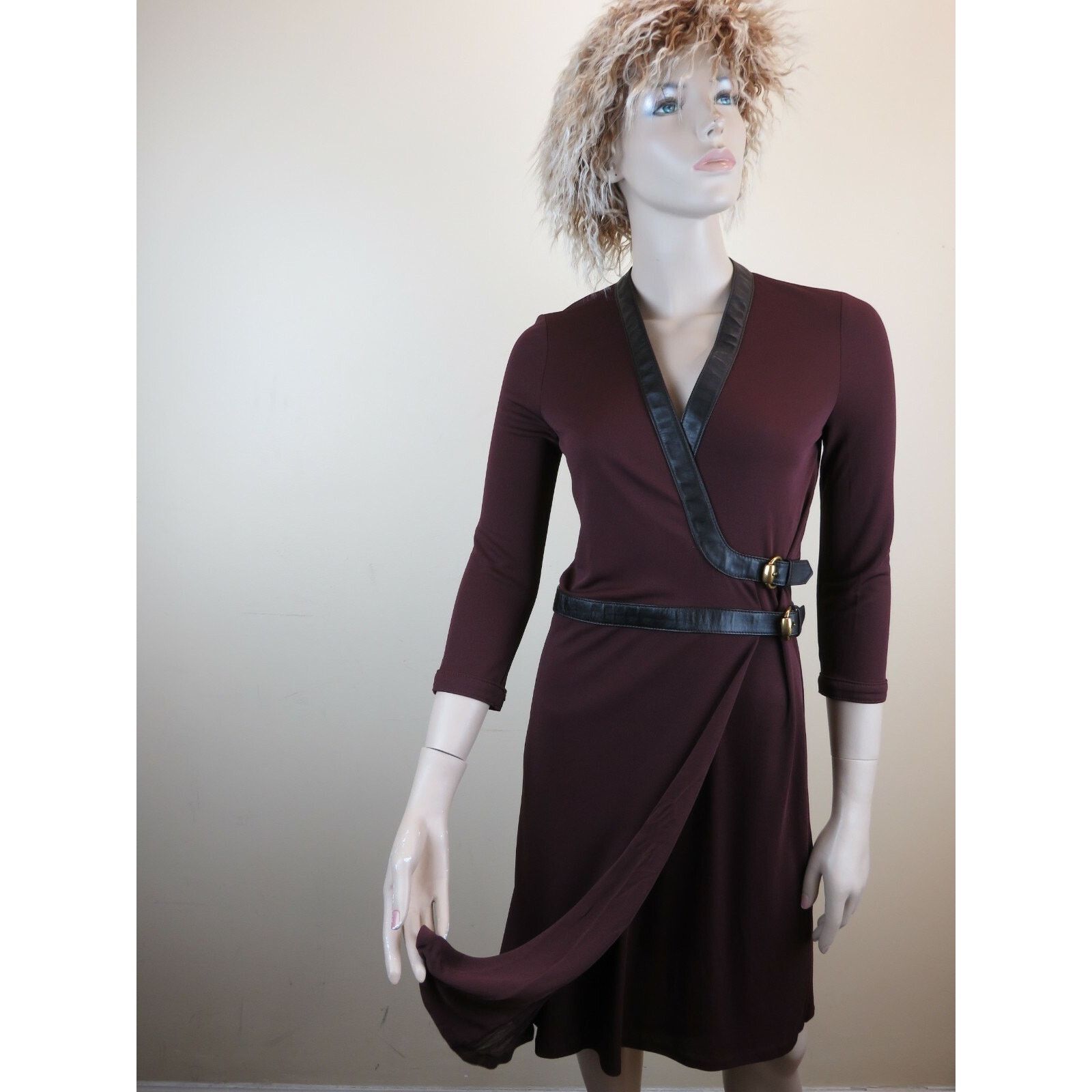 Gucci GUCCI WOOL BURGUNDY LEATHER SLEEVES GOLD BUCKLES DRESS 38 IT Size M / US 6-8 / IT 42-44 - 8 Thumbnail