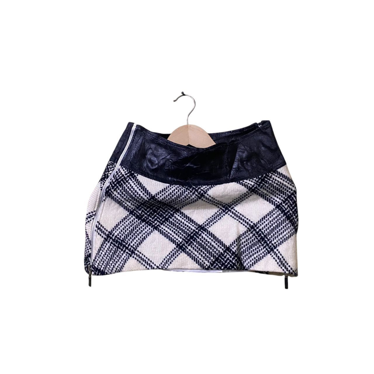 Japanese Brand Galsville mini skirt square design used condition Size 26" / US 2 / IT 38 - 1 Thumbnail