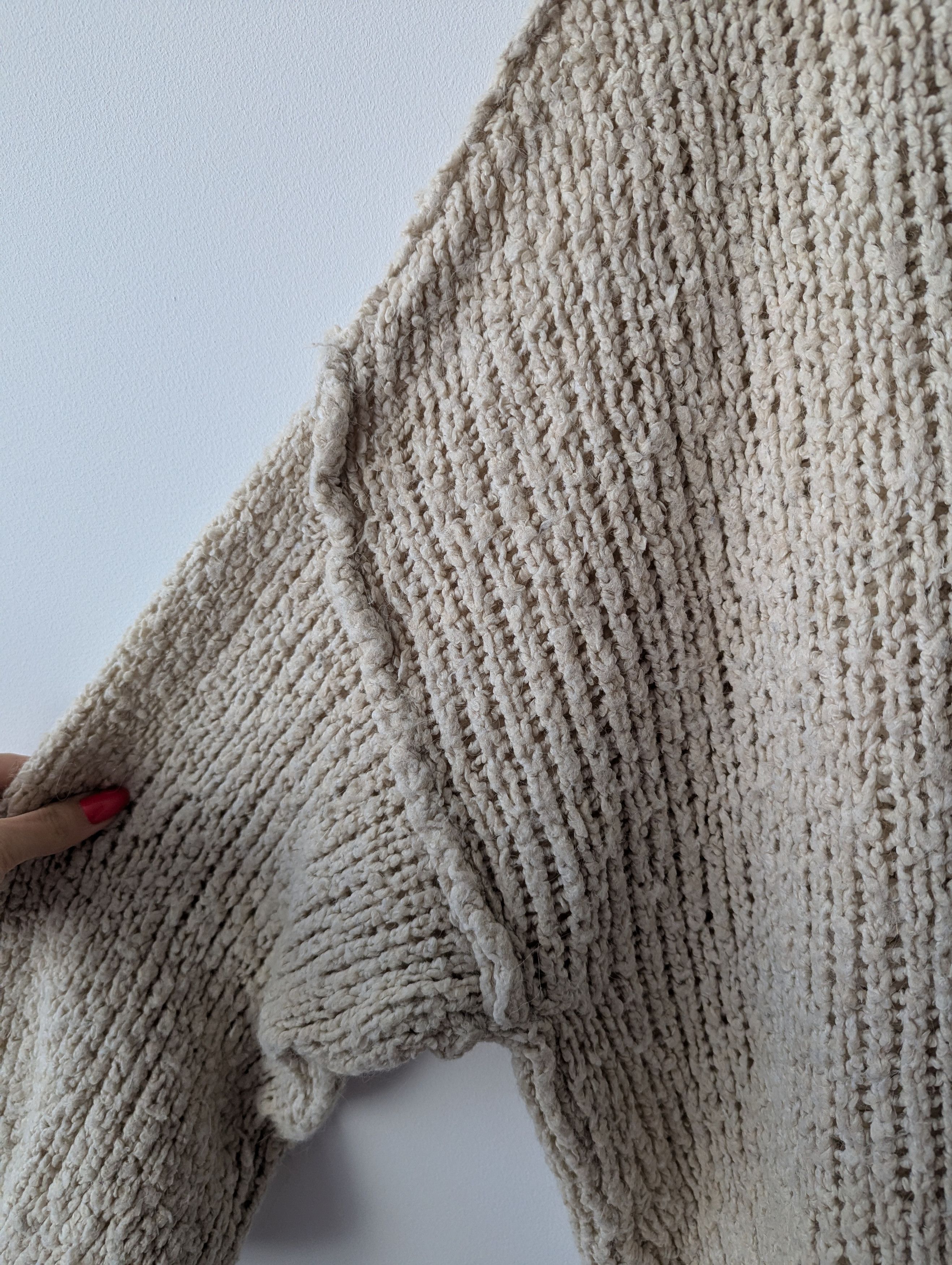 Other Made in Italy Oversize Bouclé Knit Sweater Beige Size L / US 10 / IT 46 - 2 Thumbnail