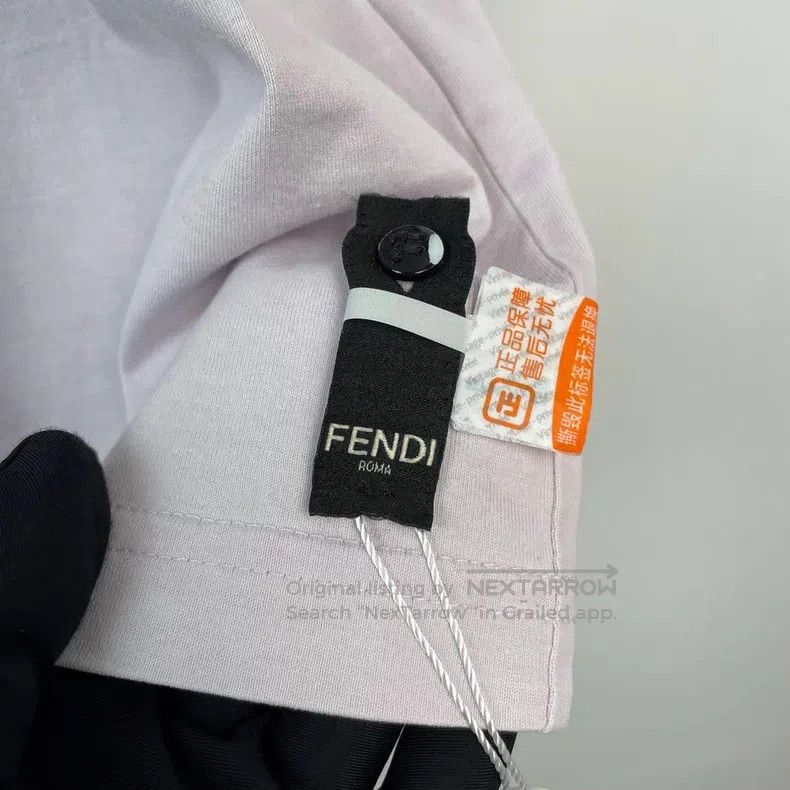Fendi Fendi Short Sleeve Pink Size US M / EU 48-50 / 2 - 6 Thumbnail