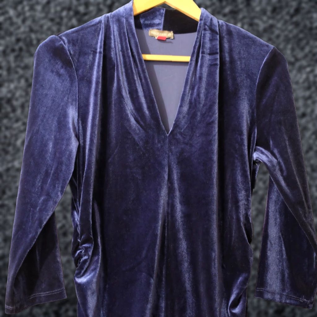 Vince Camuto VNC Vince Camuto Blouse Velvet V-Neck Blue 3/4 Sleeve Stretch Women's M Size M / US 6-8 / IT 42-44 - 1 Thumbnail