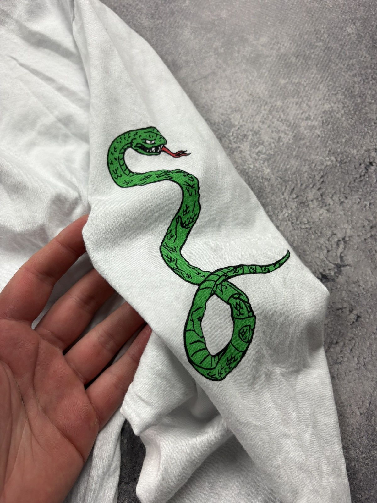 Vintage WU-TANG Hype Rare Big DragonLogo Streetwear White Longsleeve Size US M / EU 48-50 / 2 - 6 Thumbnail