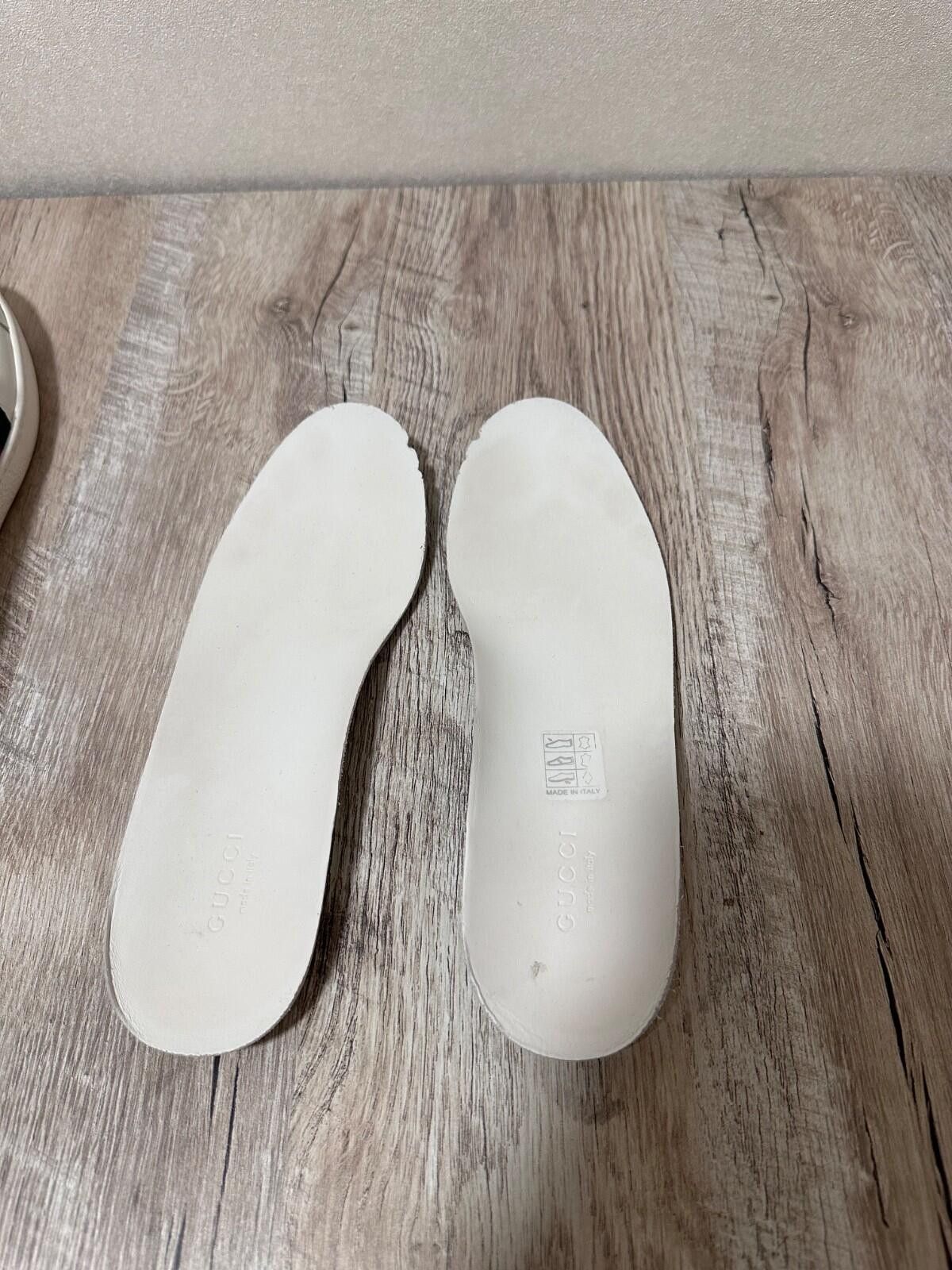Gucci Gucci Ace Bee White Women's Sneakers Size 36 Size US 6.5 / IT 36.5 - 11 Thumbnail