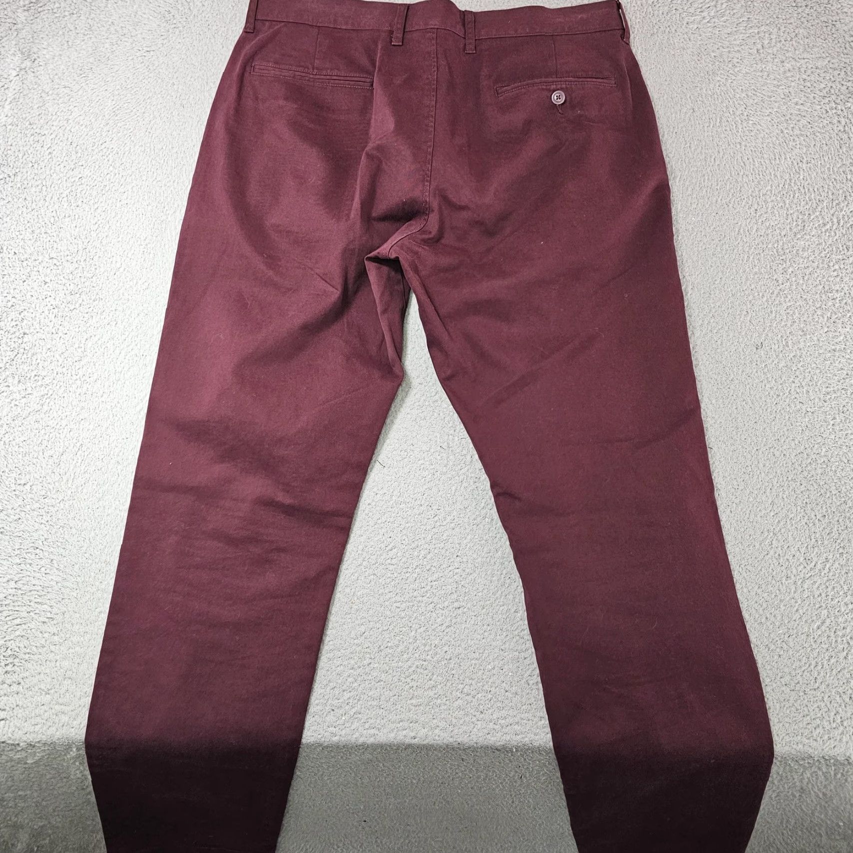 J.Crew J.Crew Chino Pants Mens 33x34 Burgundy Stretch Flat Front Tapered Casual Dress Pants Size US 33 - 7 Thumbnail