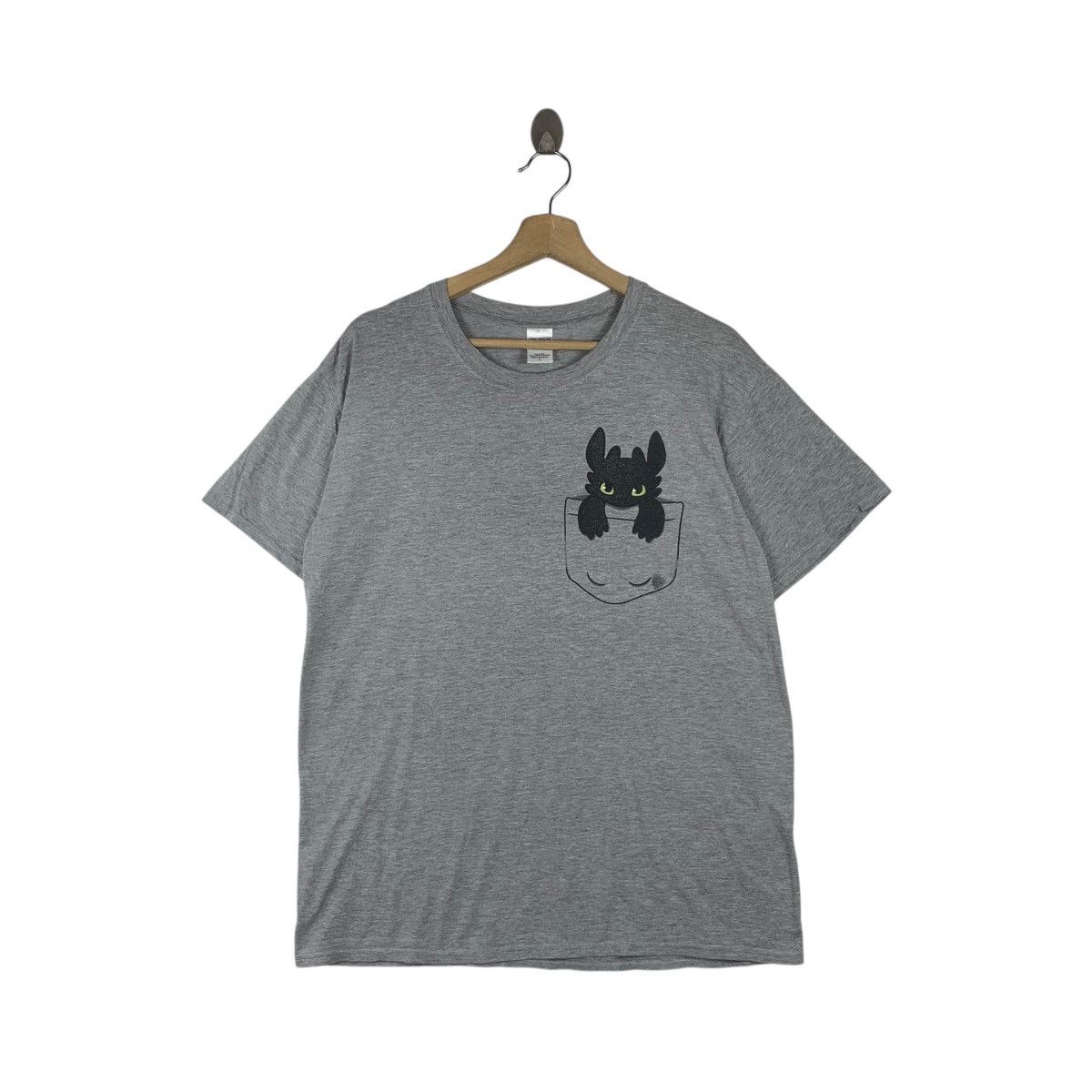 Vintage HOW TO TRAIN YOUR DRAGON Toothless In Pocket Tee Shirt Top Size L / US 10 / IT 46 - 1 Thumbnail
