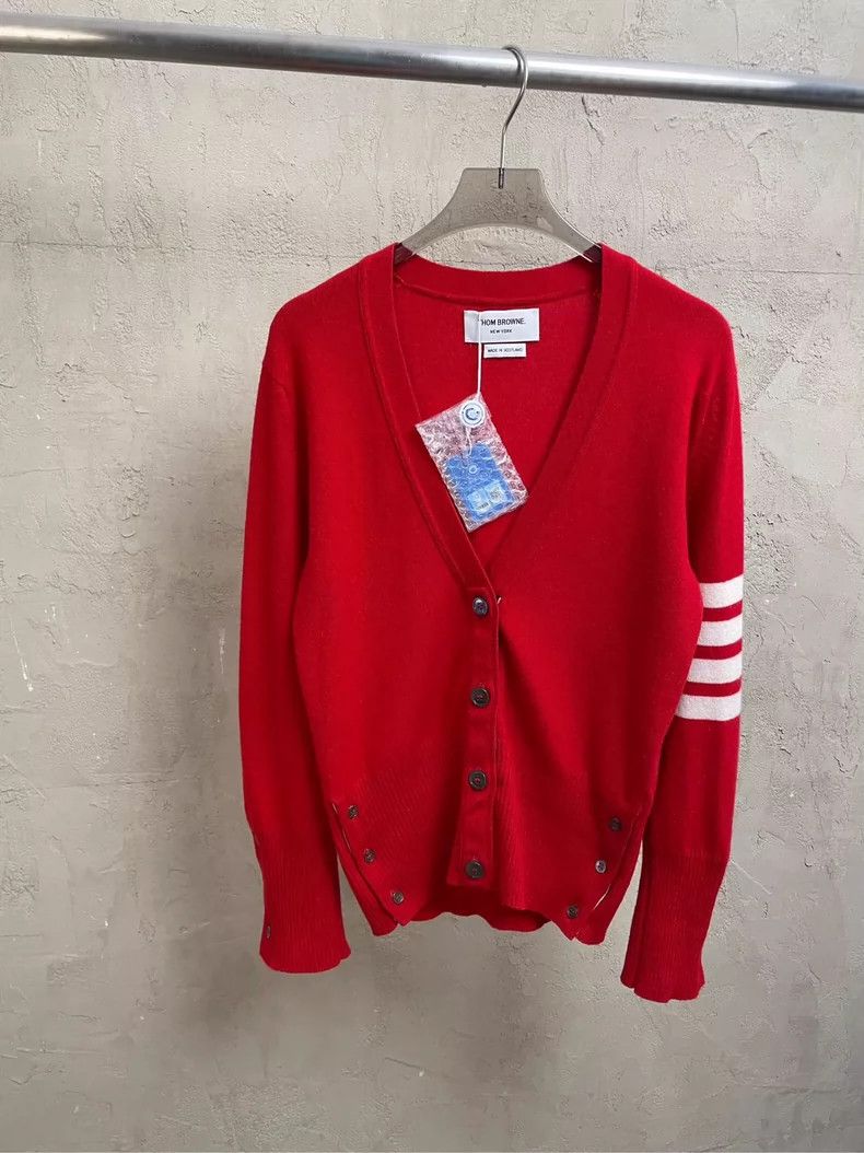 Thom Browne Thom Browne Red four stripe cashmere sweater Size S / US 4 / IT 40 - 1 Thumbnail