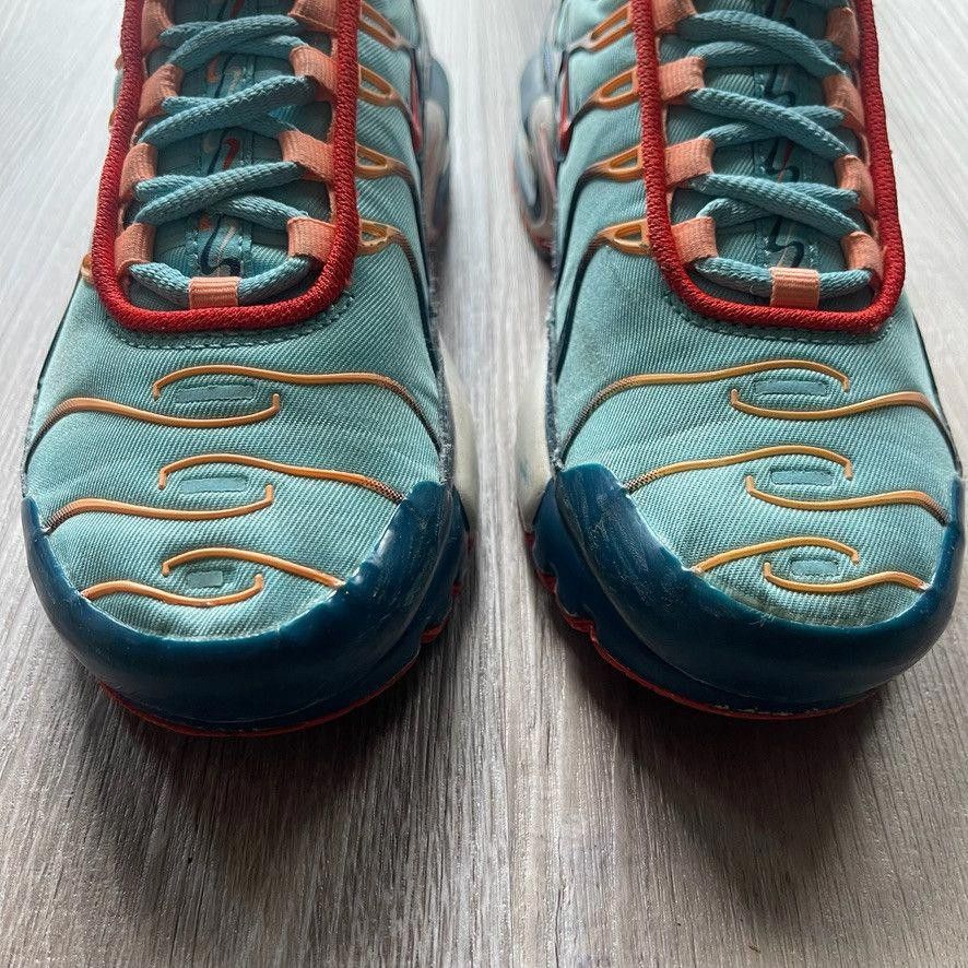 Nike NIKE • Air Max Plus GS "Swoosh Chain" (4.5M) Size US 5 / EU 37 - 7 Thumbnail