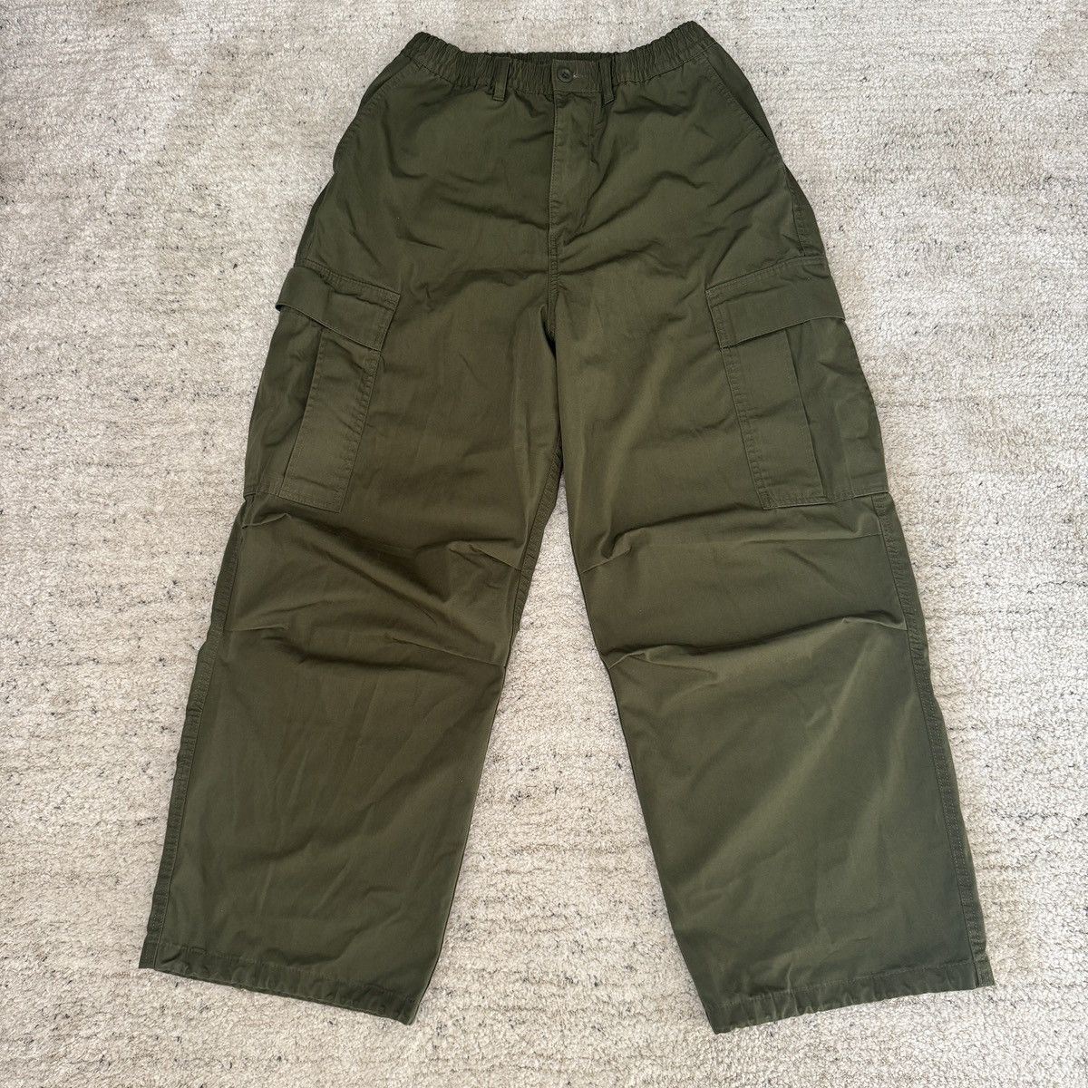 Uniqlo UNIQLO GU Olive Pants Size US 30 / EU 46 - 1 Thumbnail