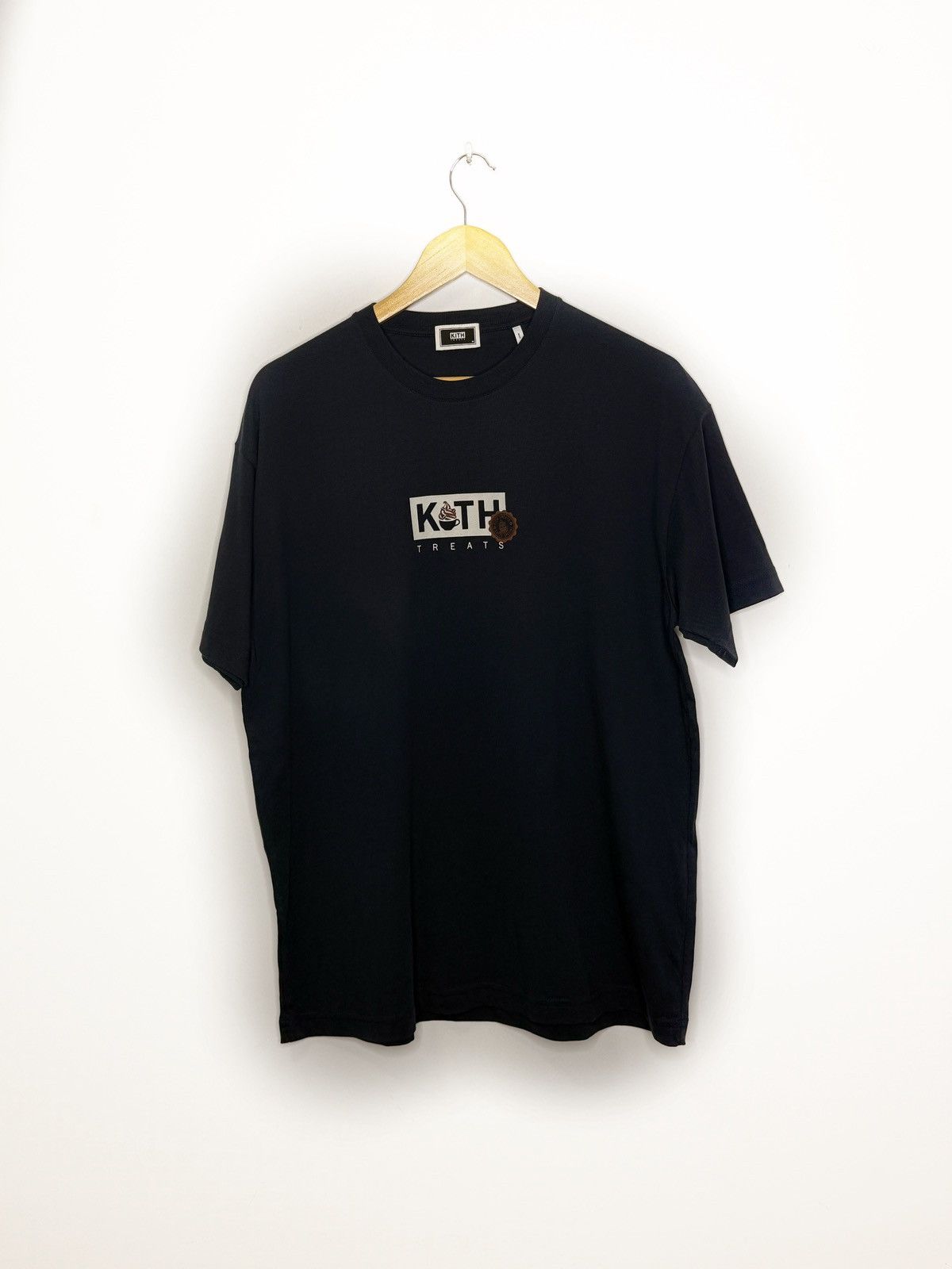 Kith × Vintage Kith Treats Coffee Stamp Nocturnal Tee Size US L / EU 52-54 / 3 - 6 Thumbnail