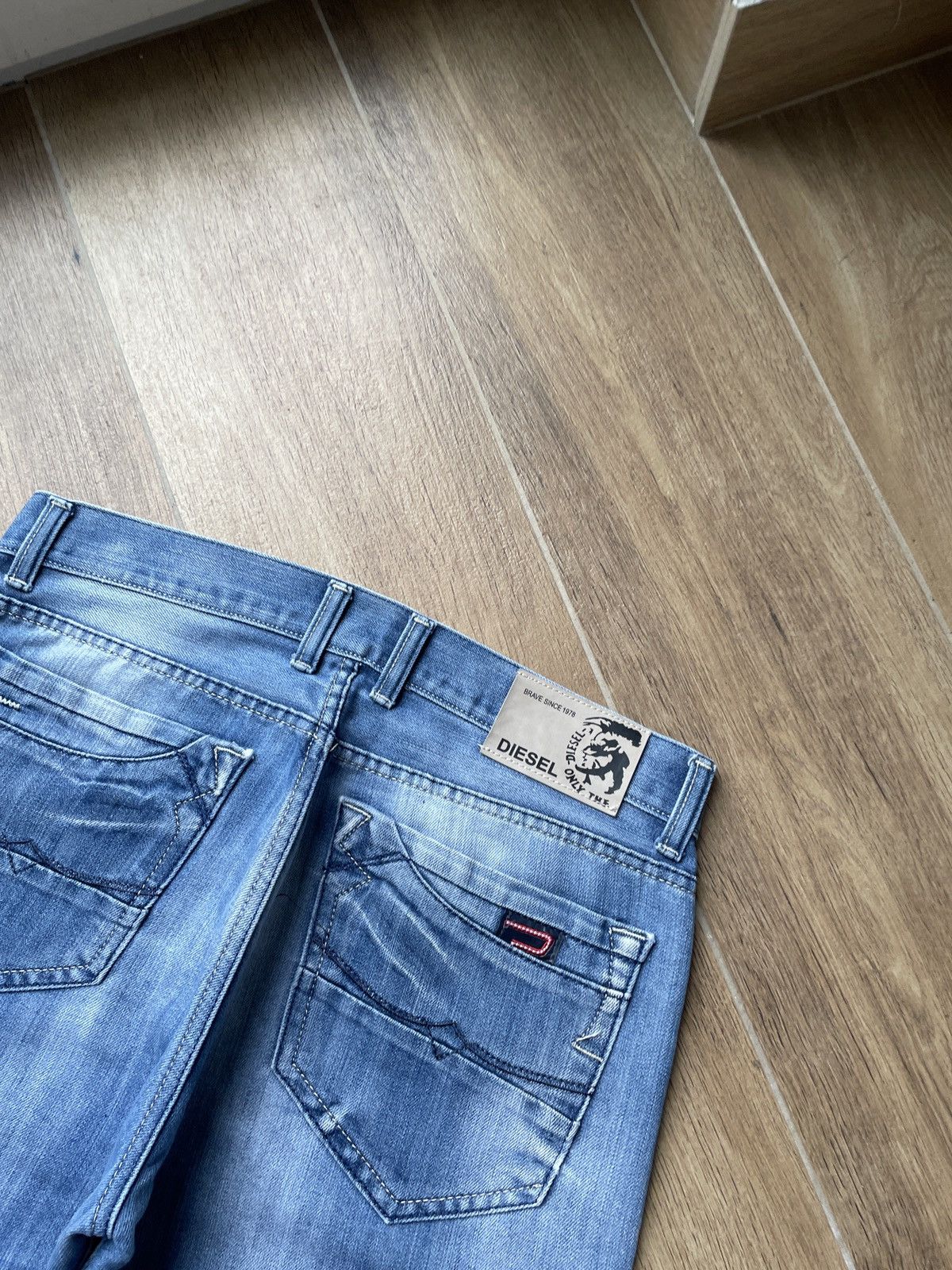 Diesel Diesel Vintage Jeans Avant Garde Y2K Japanese Wide Faded Size US 32 / EU 48 - 6 Thumbnail