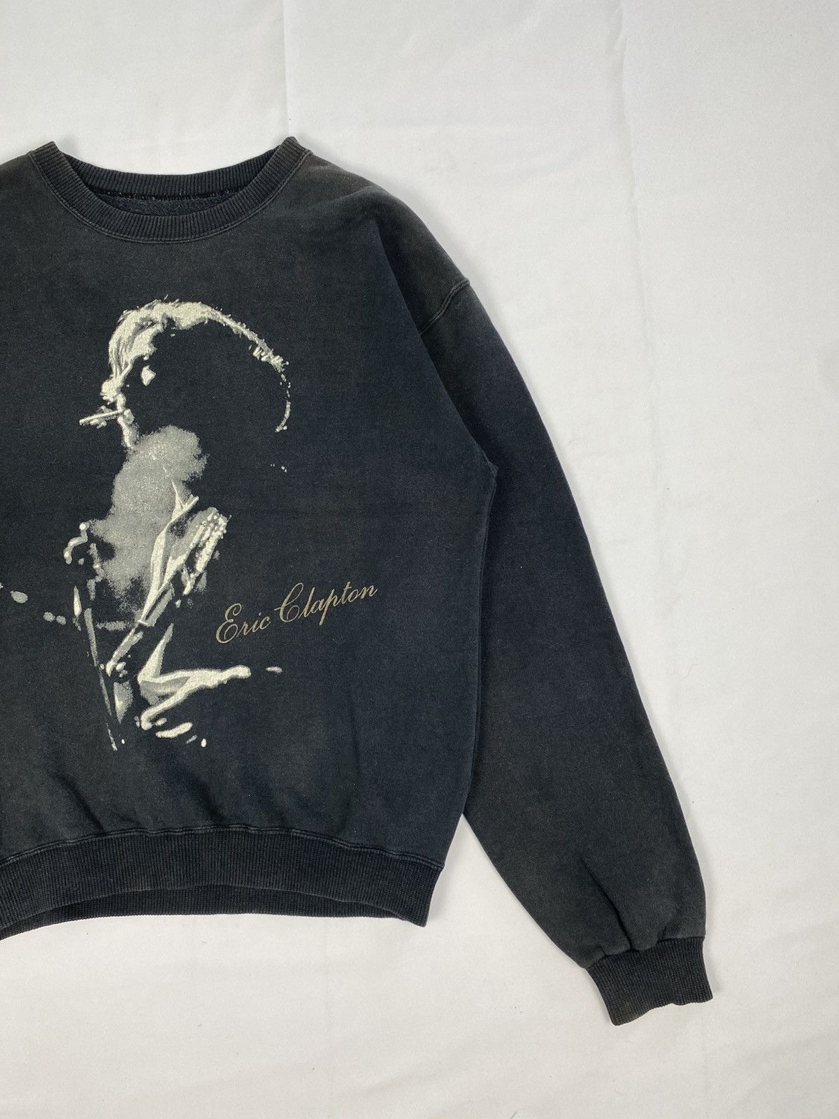 Vintage Vtg Eric Clapton Japan Tour sweatshirt Size US M / EU 48-50 / 2 - 2 Thumbnail