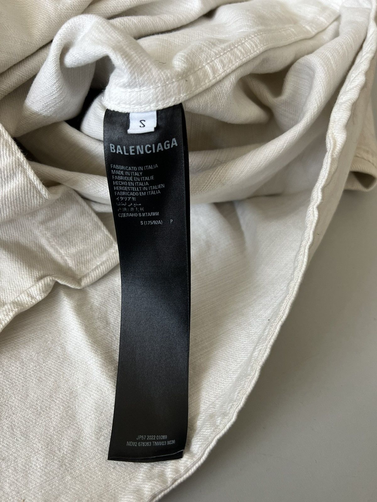 Balenciaga Balenciaga BB Logo Denim Shirt Dirty Cream Size US S / EU 44-46 / 1 - 8 Thumbnail