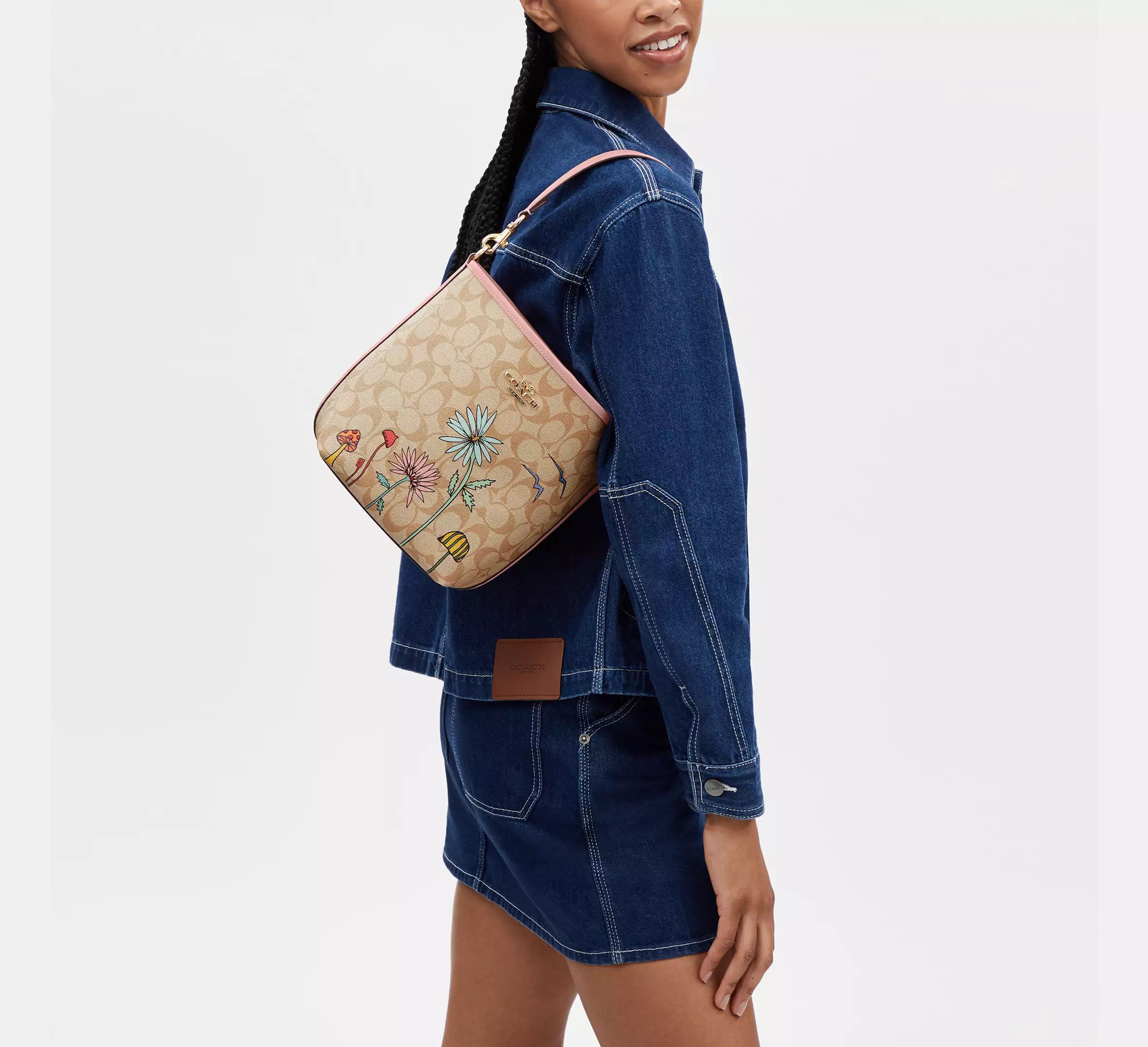 Coach Observed By Us City Bucket Bag In Signature Canvas Size ONE SIZE - 11 Thumbnail