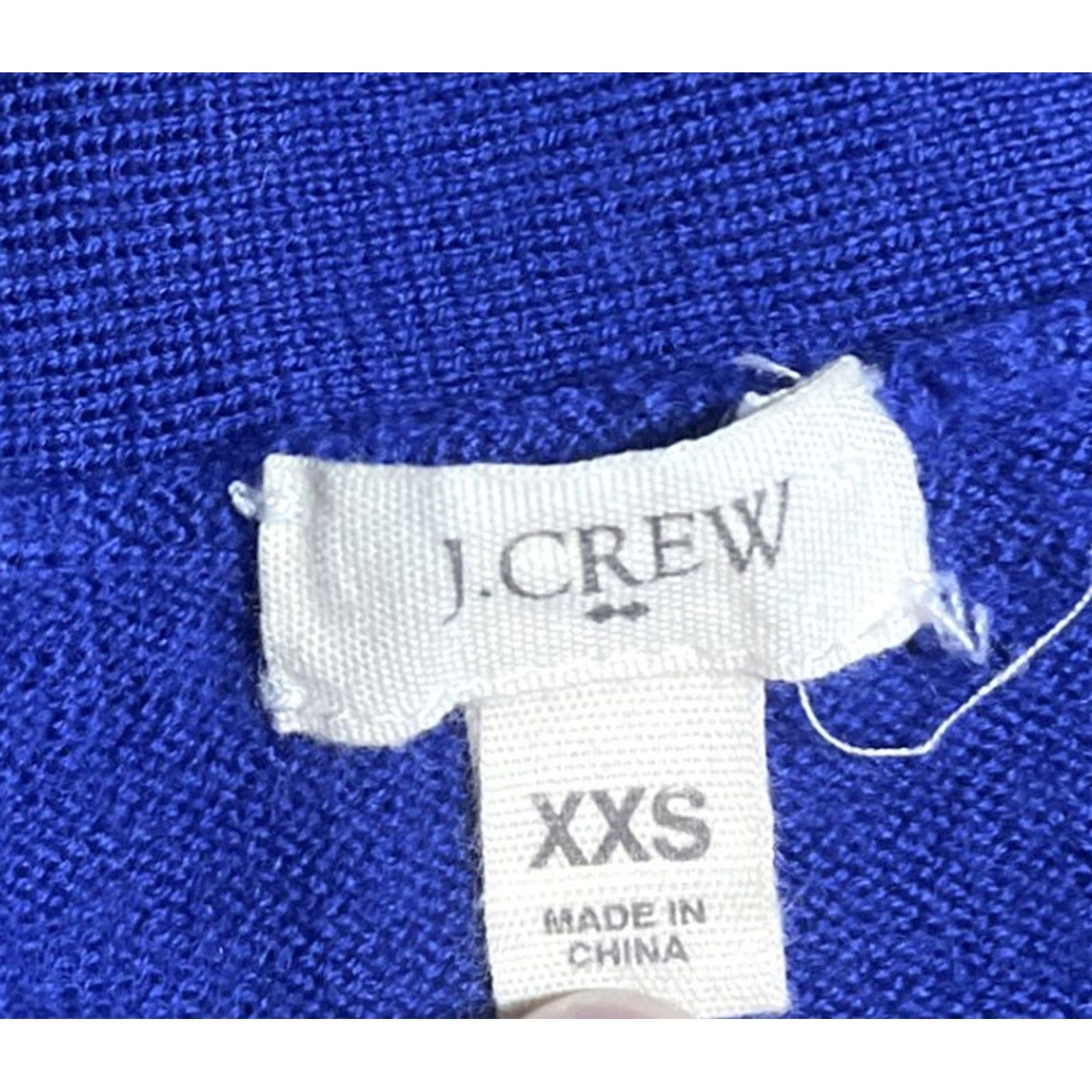 J.Crew J. Crew Cardigan Sweater Women's XXS 100% Merino Wool Blue Crew Neck Button Classic Winter Cardigan Women’s Size XXS Blue Size XXS / US 00 / IT 34 - 3 Thumbnail