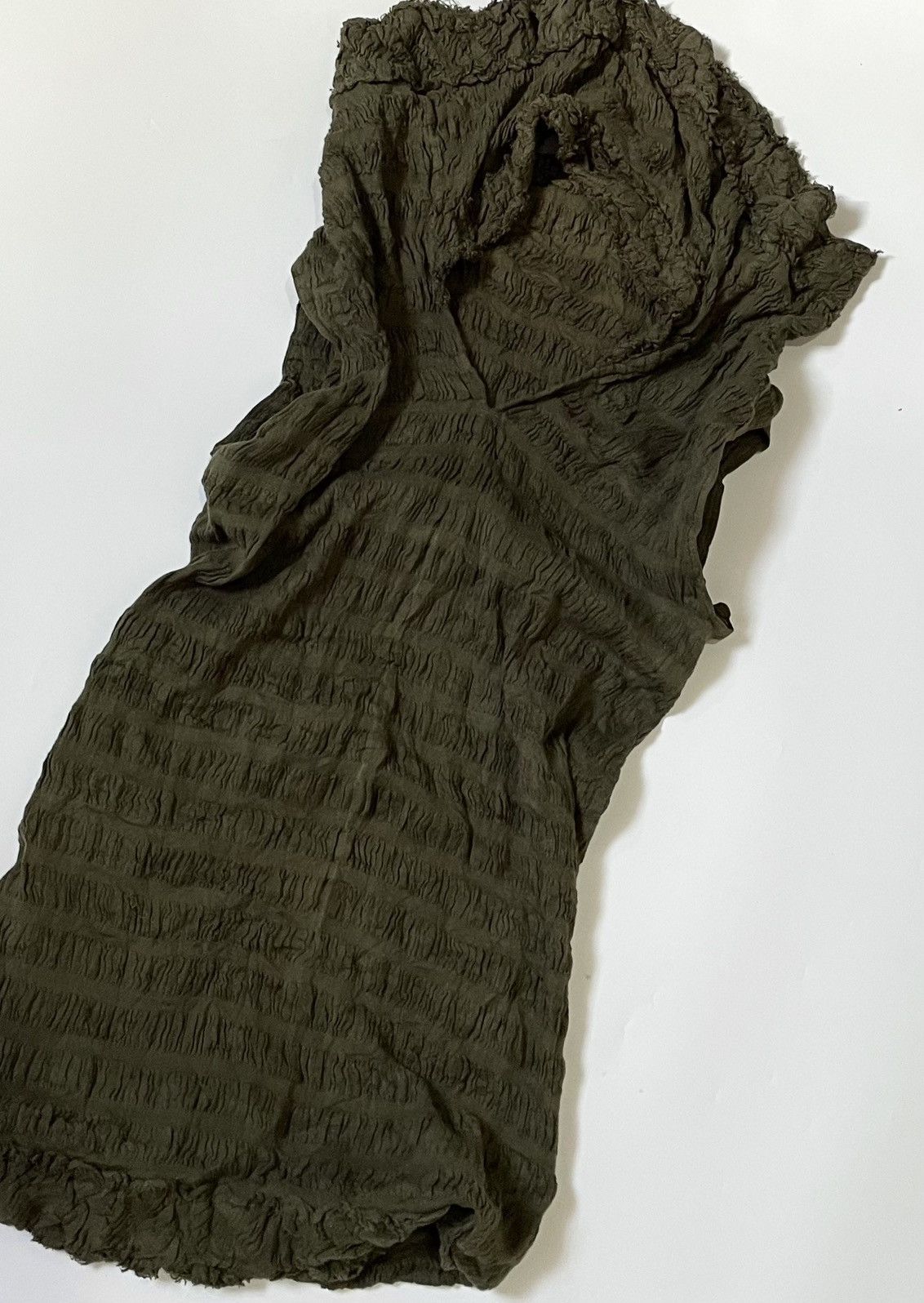 Issey Miyake TAX FREE 🇺🇸 issey miyake me wrinkled avant garde tank top Size S / US 4 / IT 40 - 5 Thumbnail
