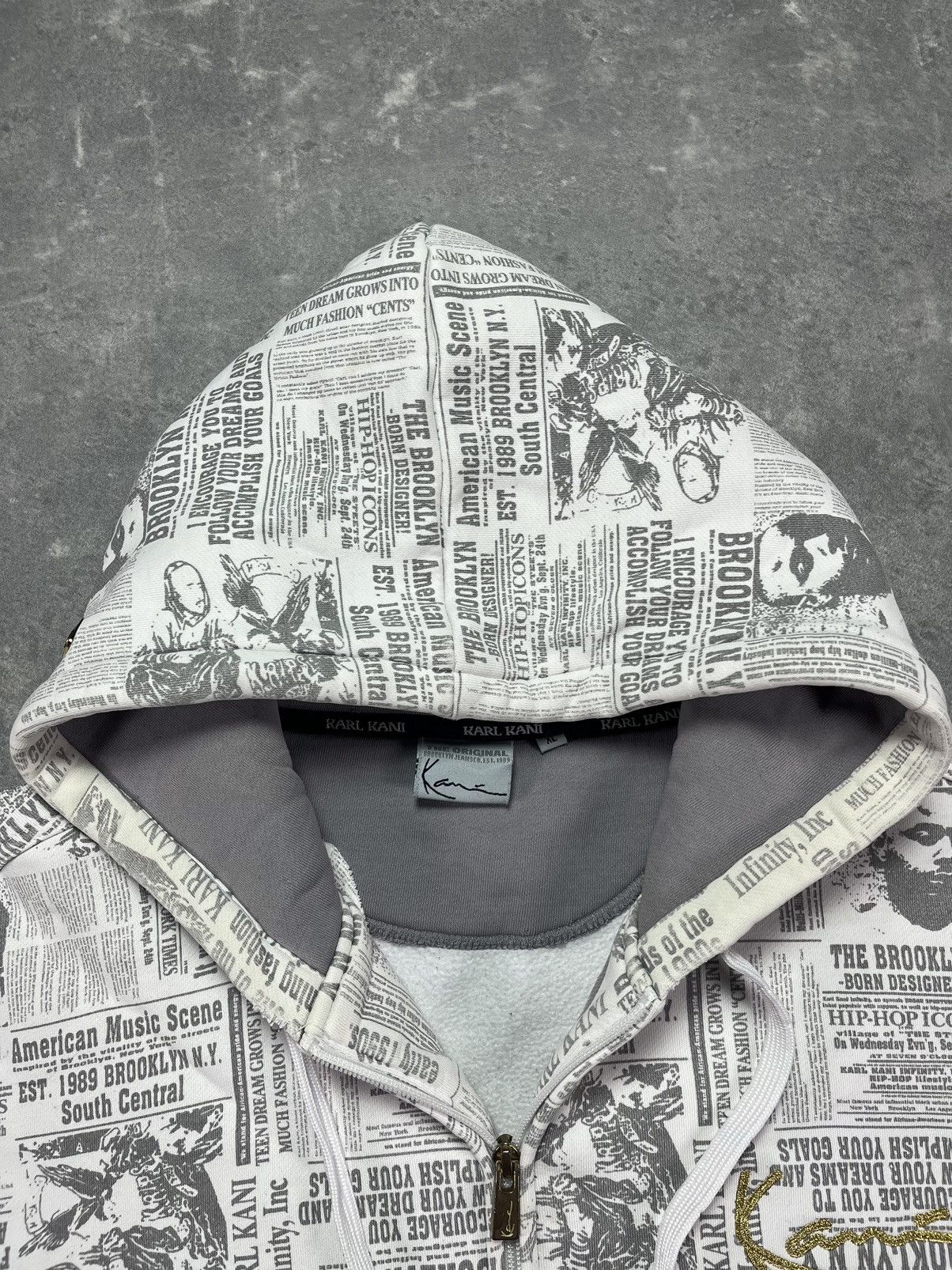 Karl Kani 00s Karl Kani Baggy Newspaper AOP Heavy Zip Hoodie Jacket XL Size US XL / EU 56 / 4 - 11 Thumbnail