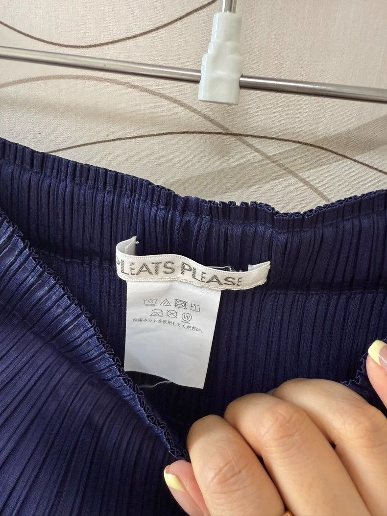 Issey Miyake Issey Miyake size:3 Dark blue pleated short-sleeved shirt Size XS / US 0-2 / IT 36-38 - 8 Thumbnail