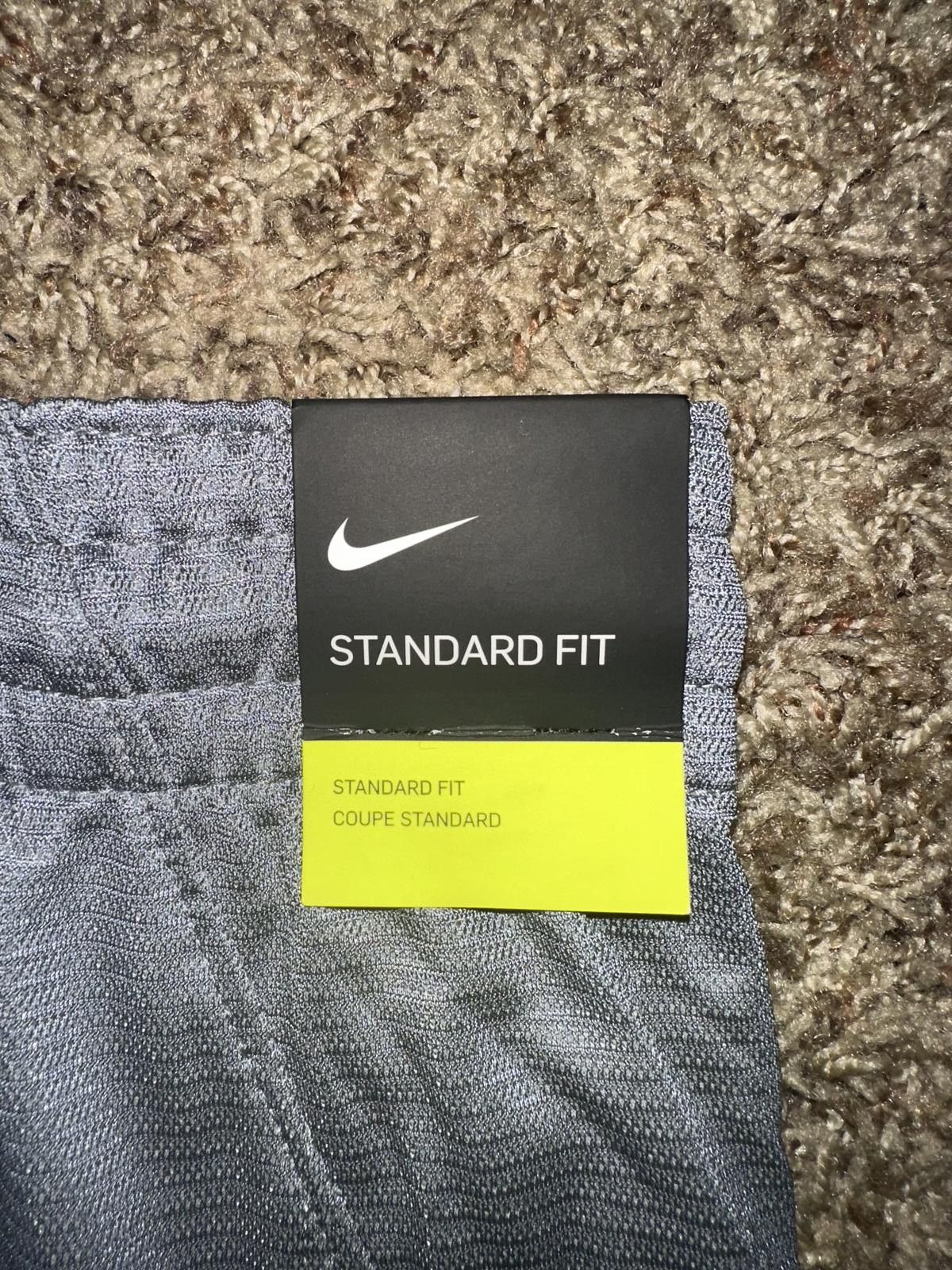 Nike Nike Men's 9" Dri-Fit HBR Basketball Shorts Size US 36 / EU 52 - 12 Thumbnail