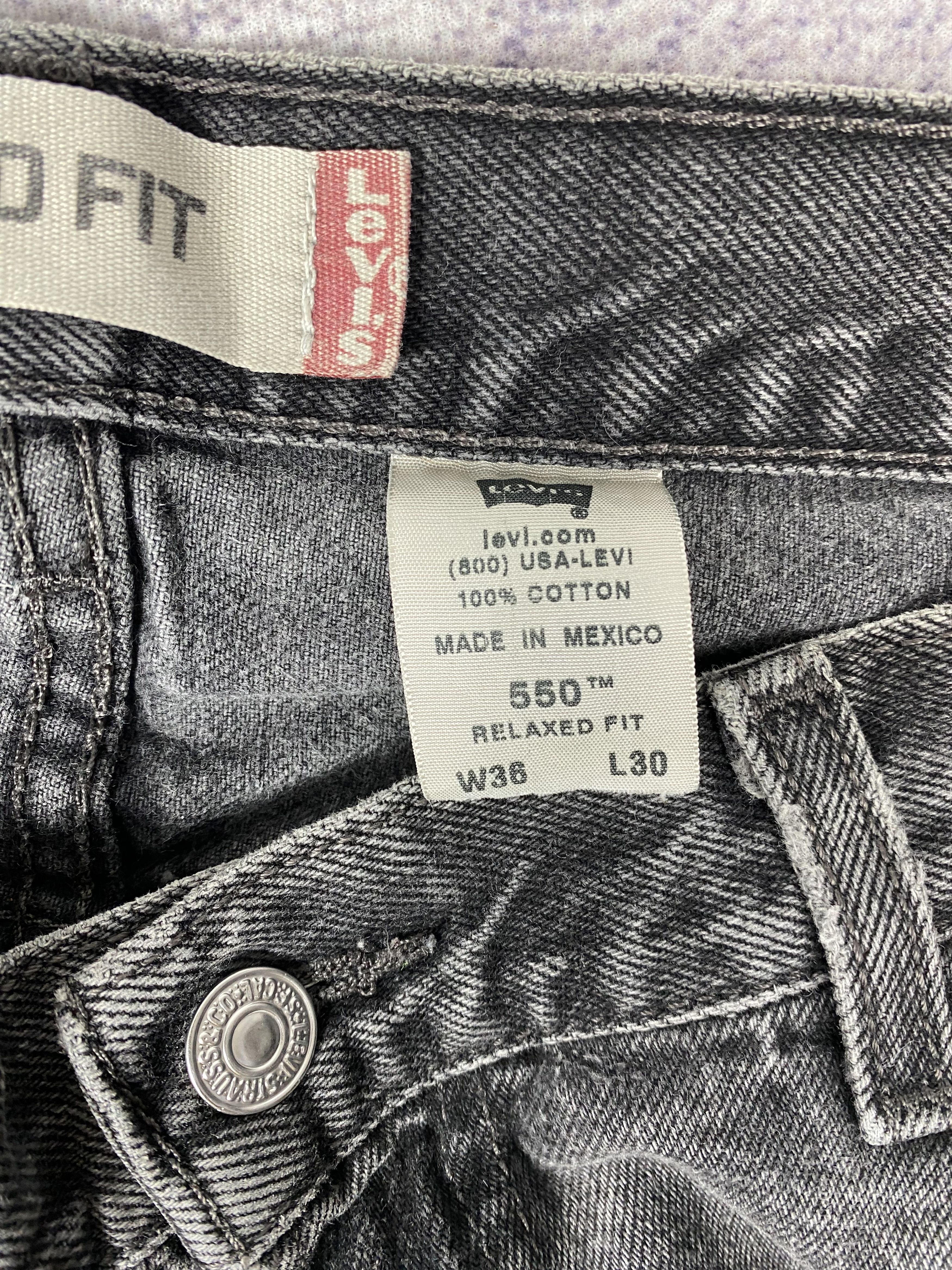 Levi's Vintage Levi's 550 Relaxed Fit Black Denim Jeans PT0482 Size US 36 / EU 52 - 16 Thumbnail