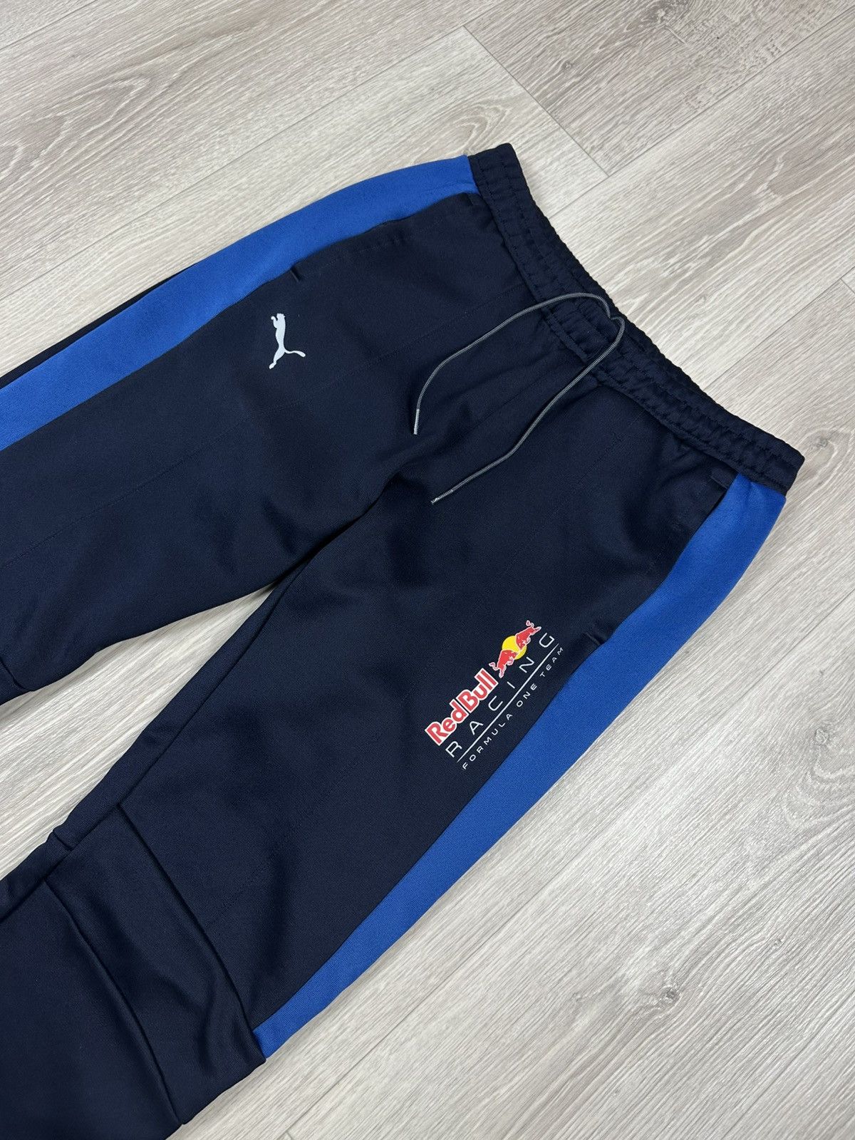 Puma × Red Bull Puma Red Bull Racing Sportswear Suit Sweatpants & Sweatshirt Size US S / EU 44-46 / 1 - 9 Thumbnail