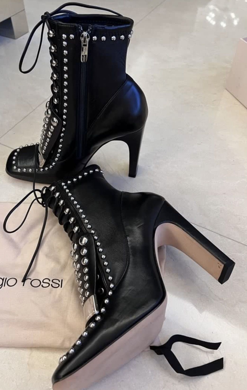 Sergio Rossi Sergio Rossi boots (brand new) EU 39 Size US 9 / IT 39 - 2 Thumbnail