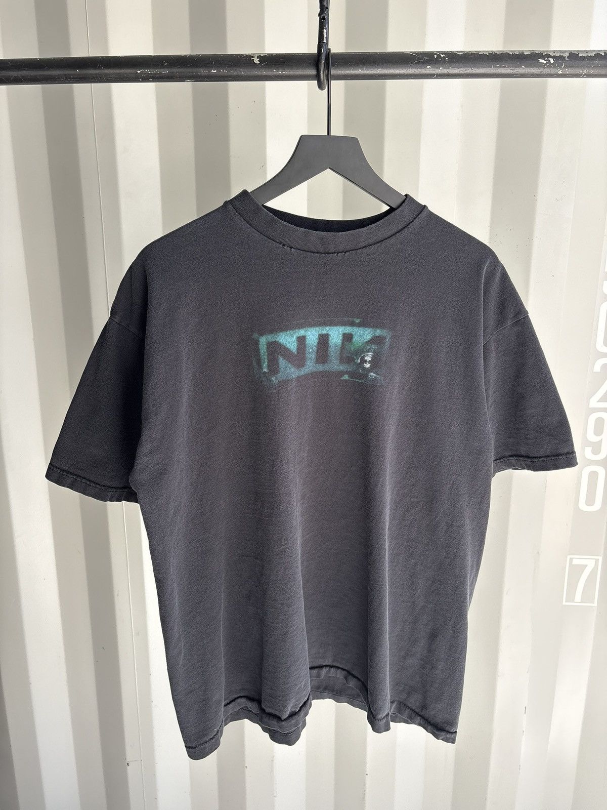 Band Tees Vintage Nine Inch Nails Shirt Faded Distressed Grunge Band Size US XL / EU 56 / 4 - 1 Thumbnail