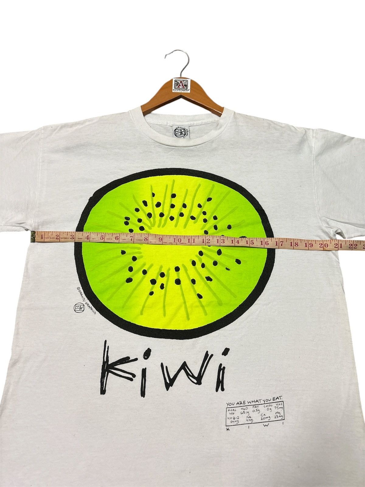 Vintage ‼️RARE‼️VINTAGE 90S GRAVITY GRAPHICS “KIWI FRUIT” TSHIRT TEE💥 Size US L / EU 52-54 / 3 - 7 Thumbnail