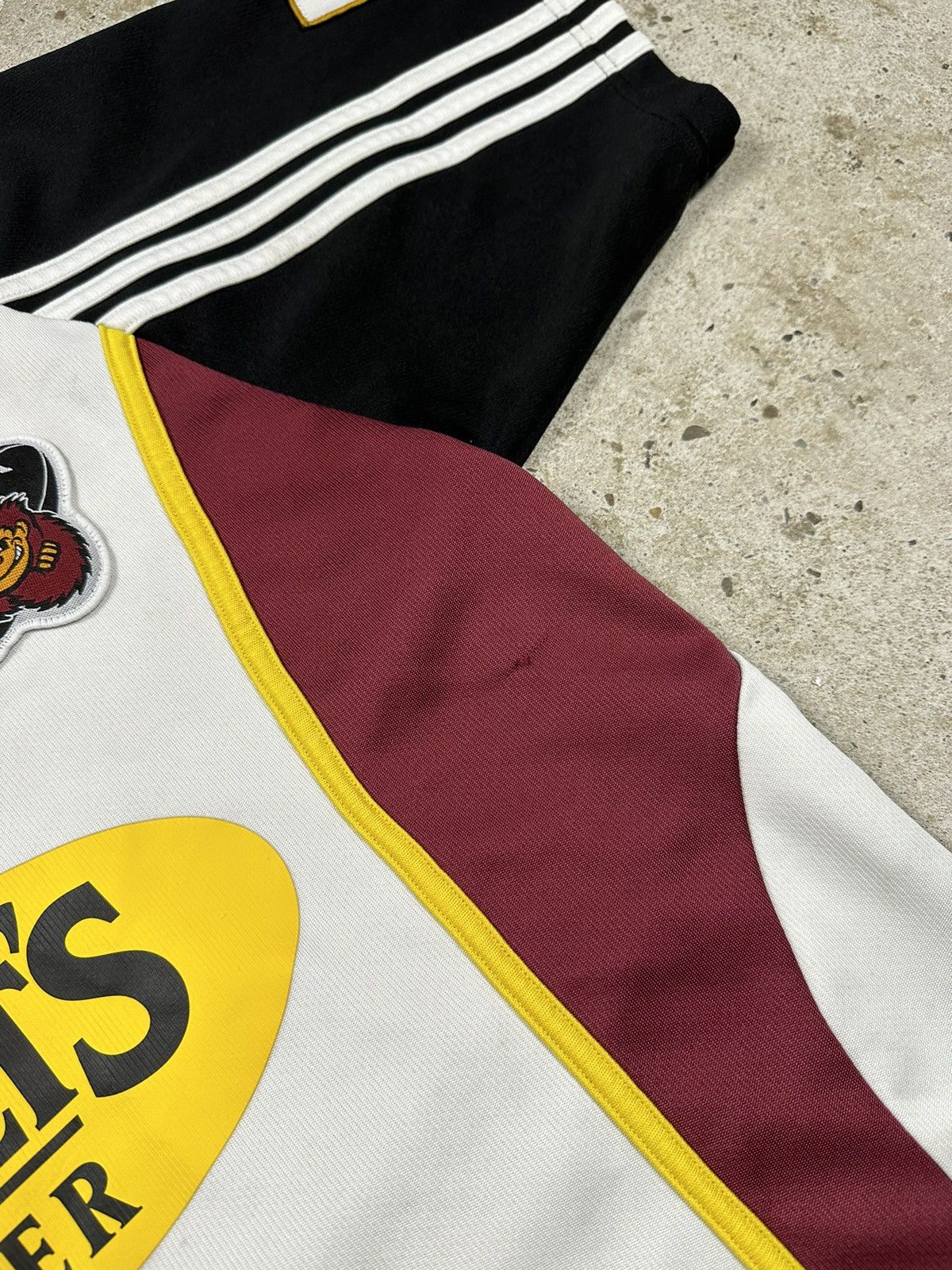 Adidas Vintage 2003 Suntory Sungoliath Tokyo Japan Adidas Jersey Size US L / EU 52-54 / 3 - 8 Thumbnail