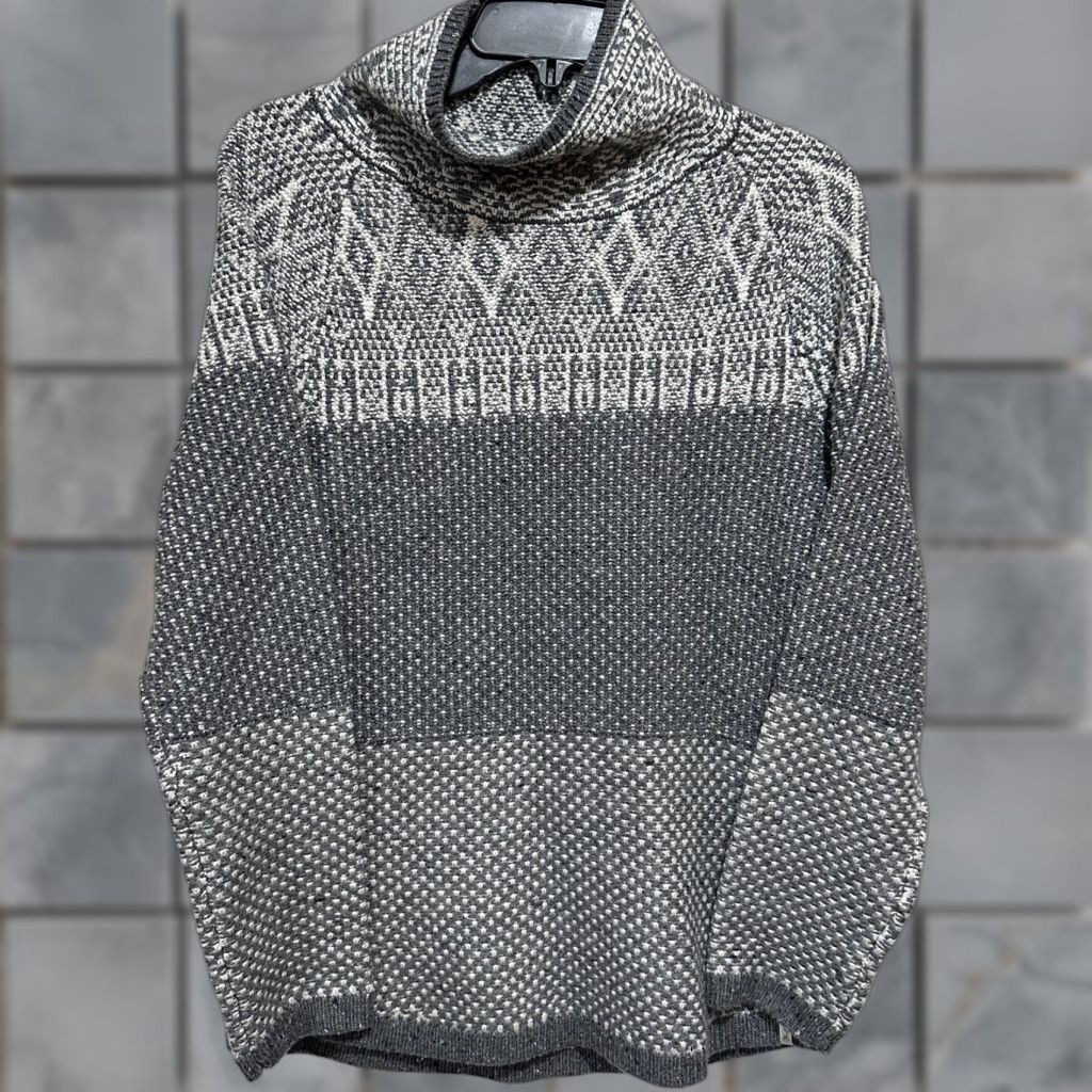 Vintage Woolrich Sweater Women S Gray Fair Isle Pullover Knit Wool Acrylic Nylon Turtleneck Cowl Neck Long Sleeve Wool Blend Pullover Sweater Size S / US 4 / IT 40 - 1 Thumbnail