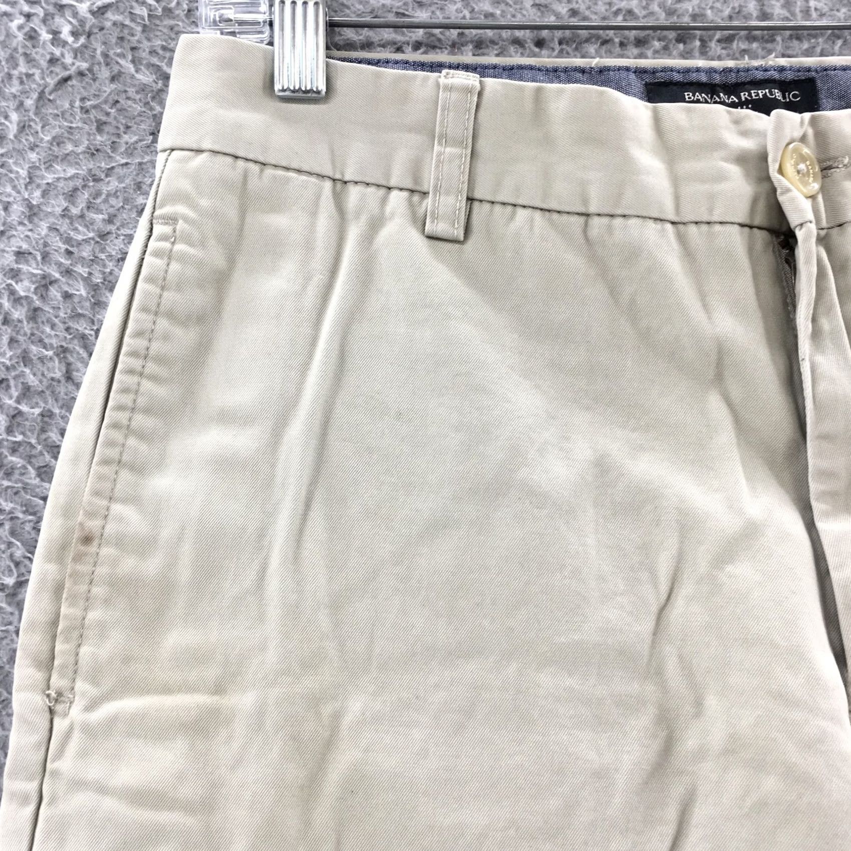 Banana Republic Banana Republic Gavin Chino Pants Men 30x30 Beige Cotton Mid Rise Regular Inseam 29 Chino Pants Mens Beige Cotton Vintage: No Size US 30 / EU 46 - 4 Thumbnail