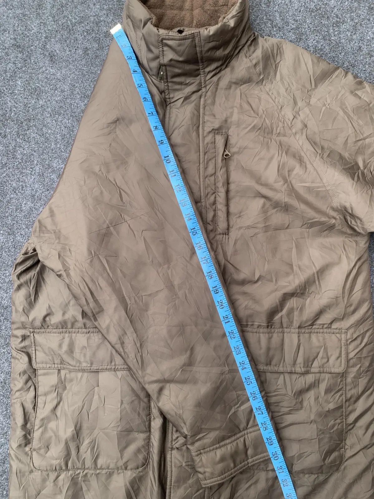 Jun Takahashi × Undercover × Uniqlo UNIQLO PUFFER JACKET Size US M / EU 48-50 / 2 - 4 Thumbnail