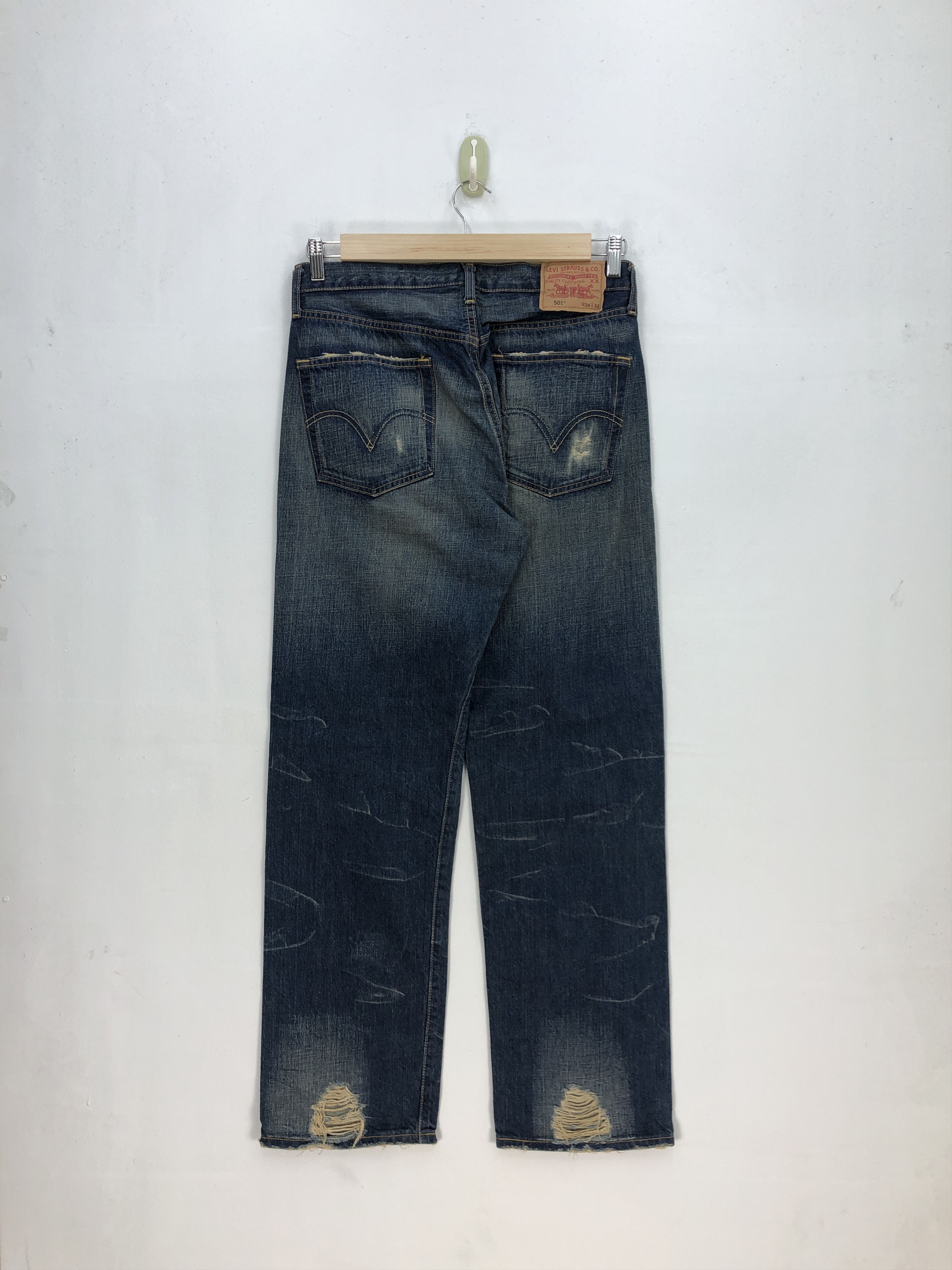 Levi's Vintage Levis 501 Jeans Levi's 501 Distressed Denim Pants Size US 32 / EU 48 - 2 Thumbnail