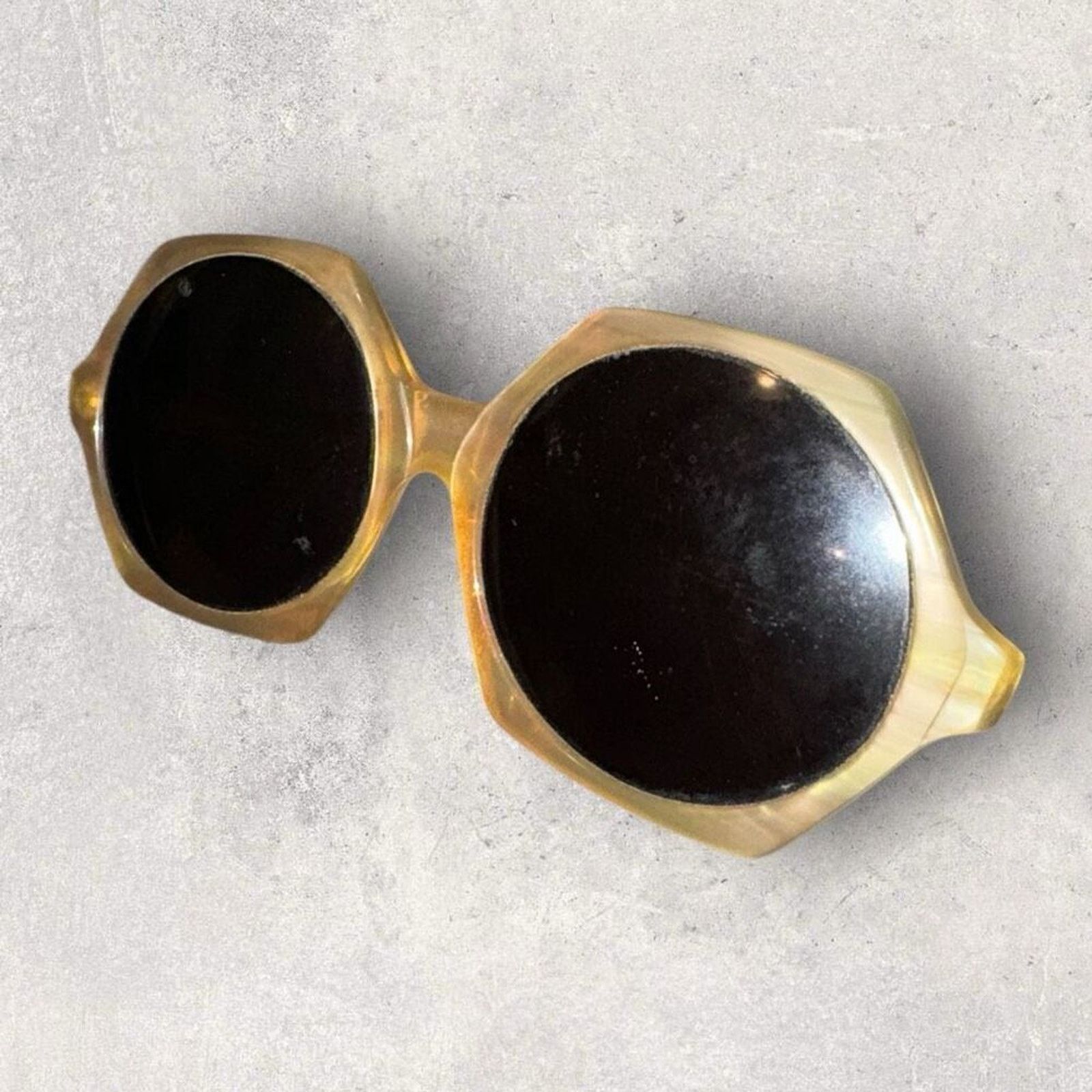 Dior Vintage Christian Dior Opal Sunglasses 1980s Rare Find Size ONE SIZE - 2 Thumbnail