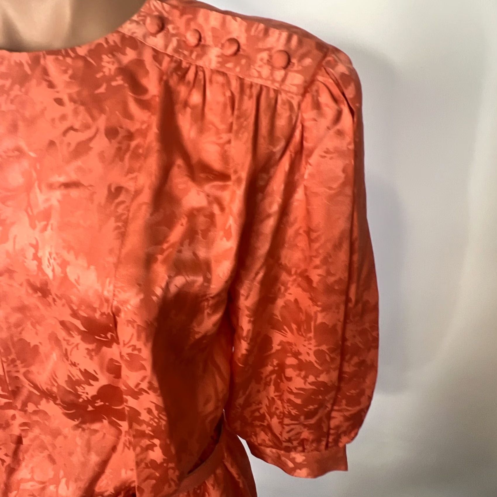 Vintage VINTAGE Ms Chaus Silk Dress Belted Floral Coral Pink 3/4 Sleeve 6 Women Dress Vintage Style, Party/Cocktail, Travel, Flower, Look Retro, China Size M / US 6-8 / IT 42-44 - 7 Thumbnail