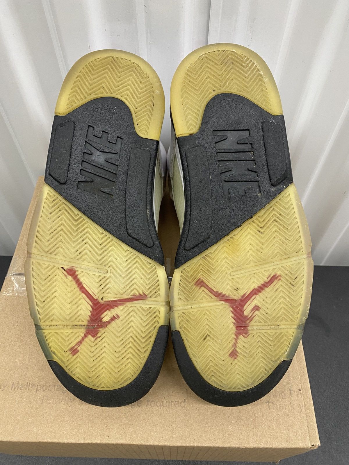 Jordan Brand Nike Air Jordan Retro 5 Fire Red Size 9 Men Size US 9 / EU 42 - 6 Thumbnail