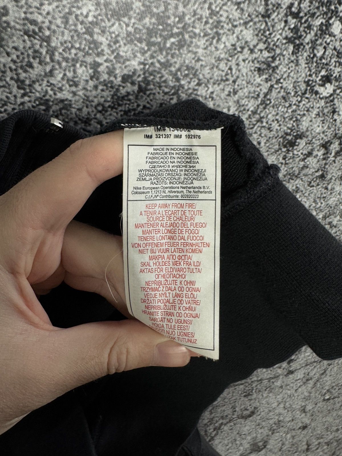 Nike Vintage Nike Air 72 Full Zip Black Hoodie Retro Size XL Size US XL / EU 56 / 4 - 10 Thumbnail