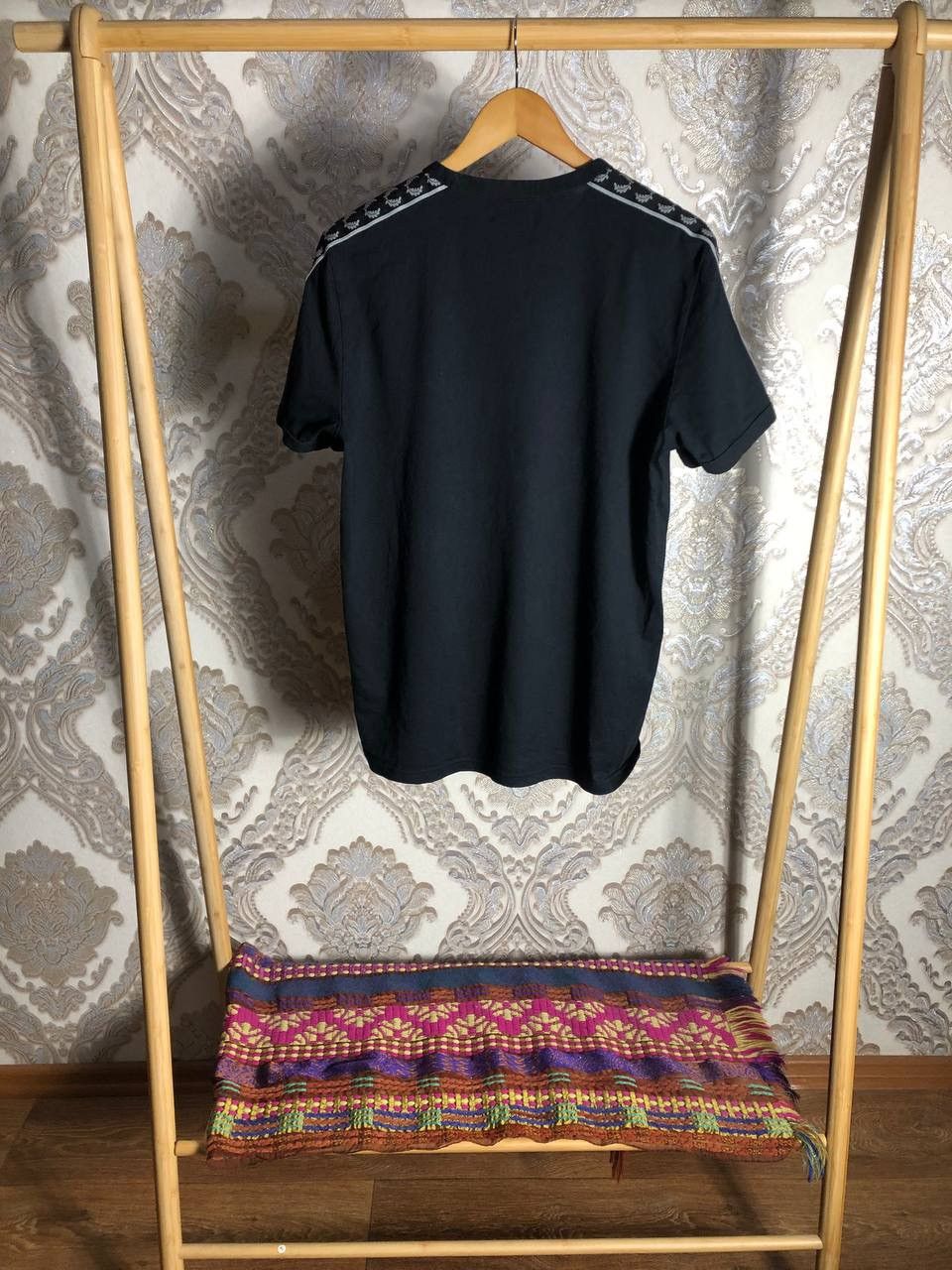 Fred Perry × Vintage VERY RARE FRED PERRY MONOGRAM LAMPAS CLASSIC T-SHIRT CASUAL Size US L / EU 52-54 / 3 - 7 Thumbnail