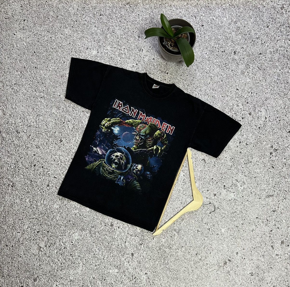 Band Tees × Iron Maiden Iron Maiden "The Final Frontier" 2010 World Tour T-Shirt Size US L / EU 52-54 / 3 - 1 Thumbnail