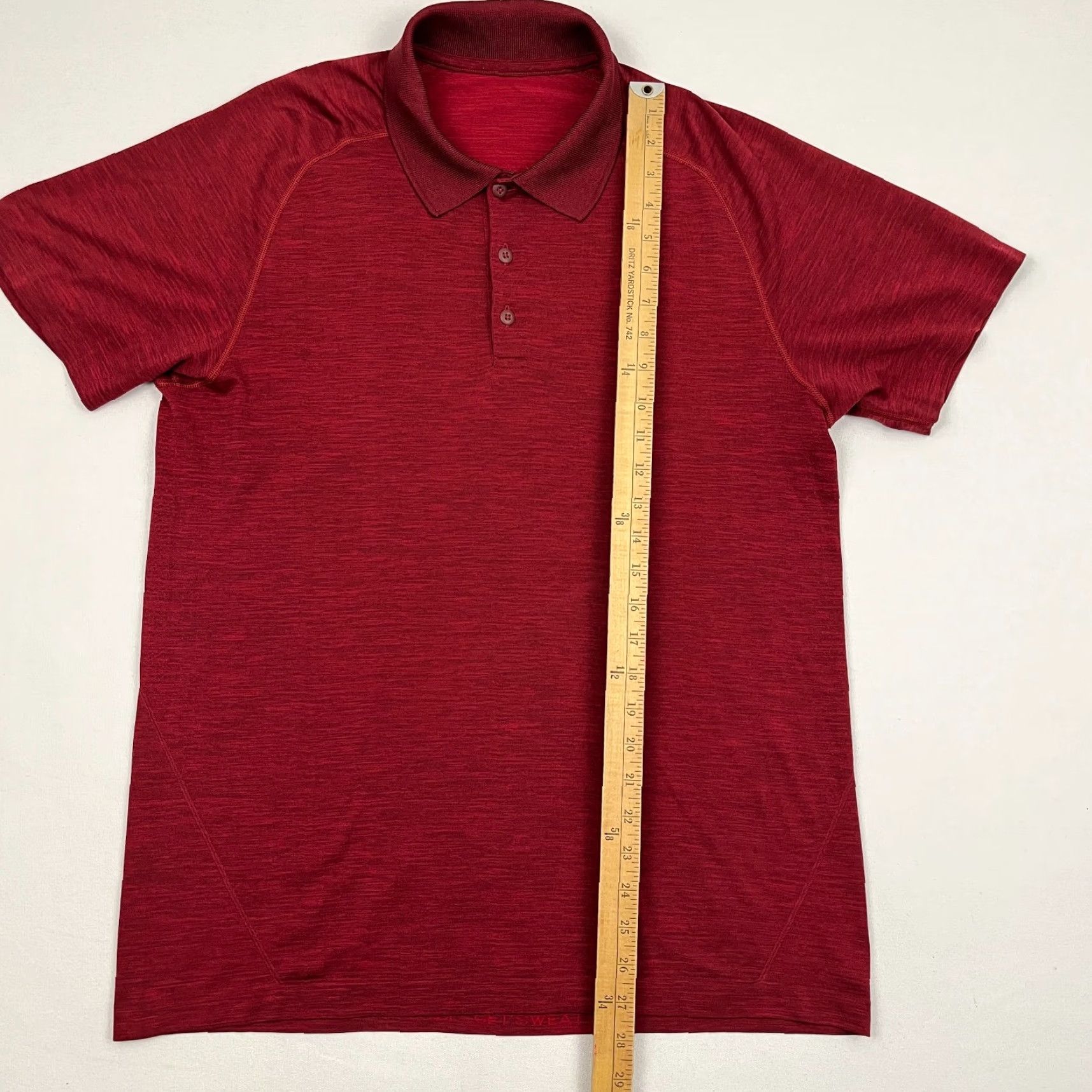 Lululemon Lululemon Metal Vent Tech Shirt Mens L Red Active Performance Golf Preppy Polo Size US L / EU 52-54 / 3 - 4 Thumbnail