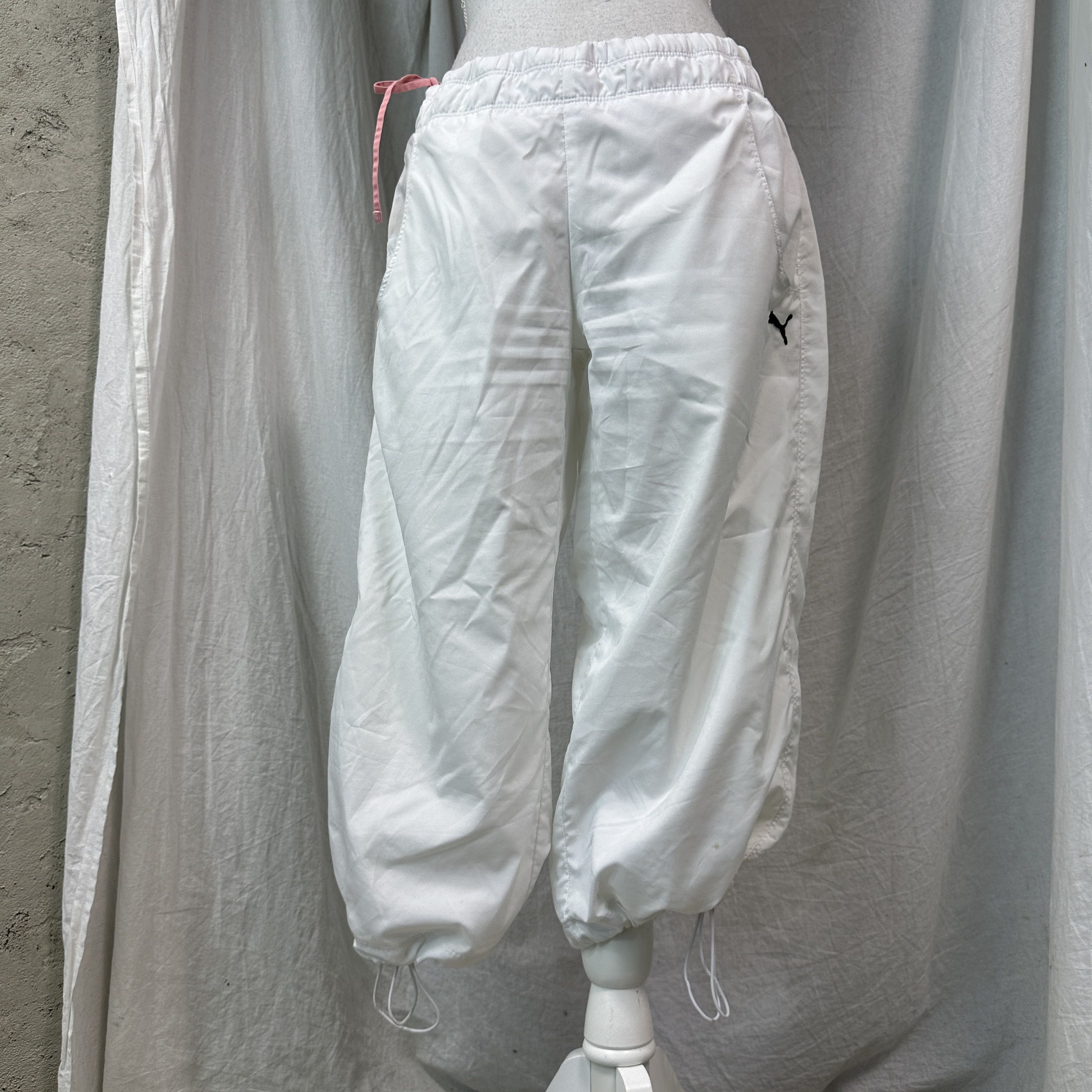 Puma Vintage Sporty Puma Capri Parachute Sweatpants 00s Size 27" / US 4 / IT 40 - 8 Thumbnail